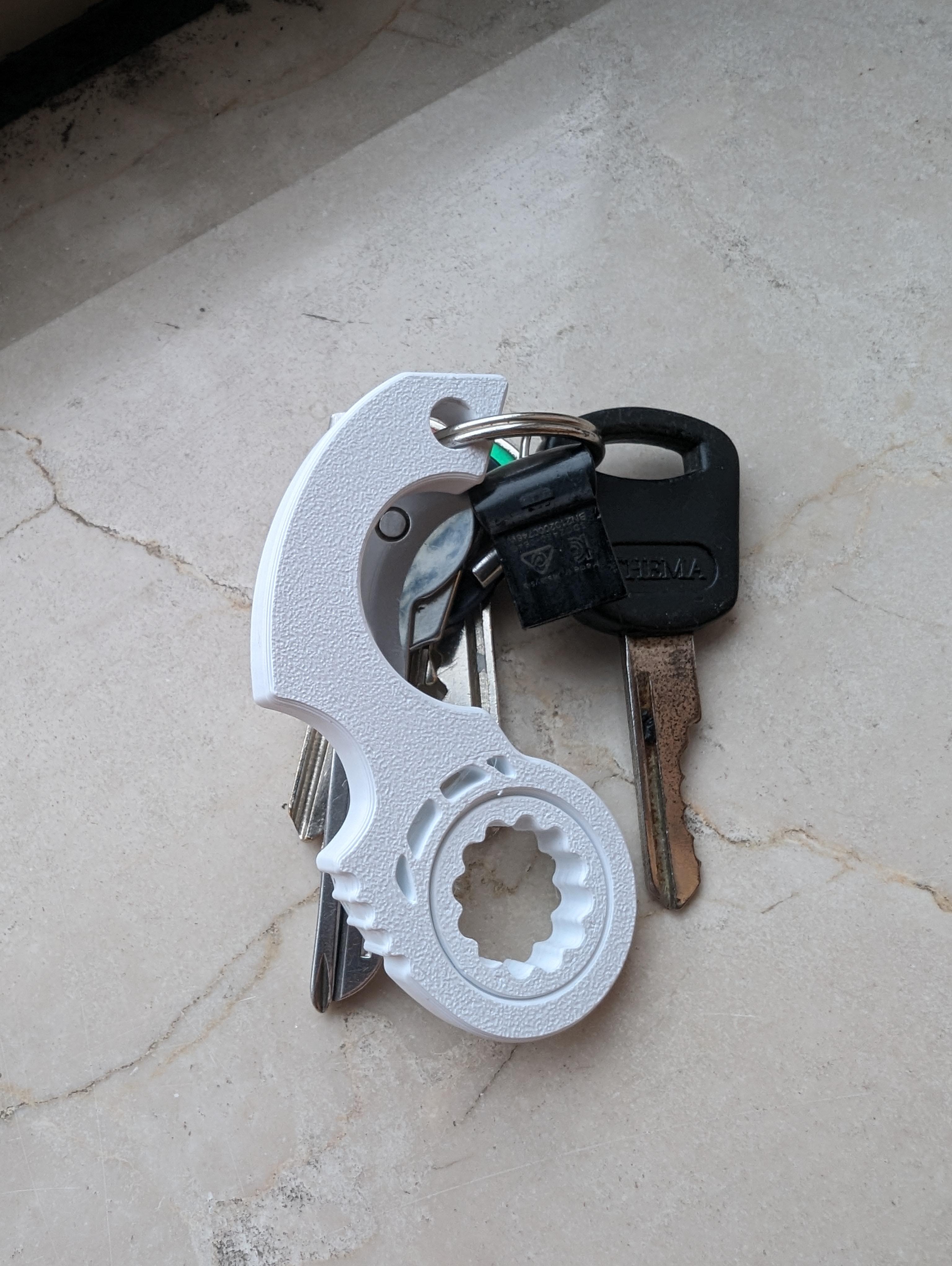 Karambit Keychain V2 - SPINNER NO BEARING TIKTOK KEYRAMBIT KEYSPINNER SOLID ROTATION 3d model