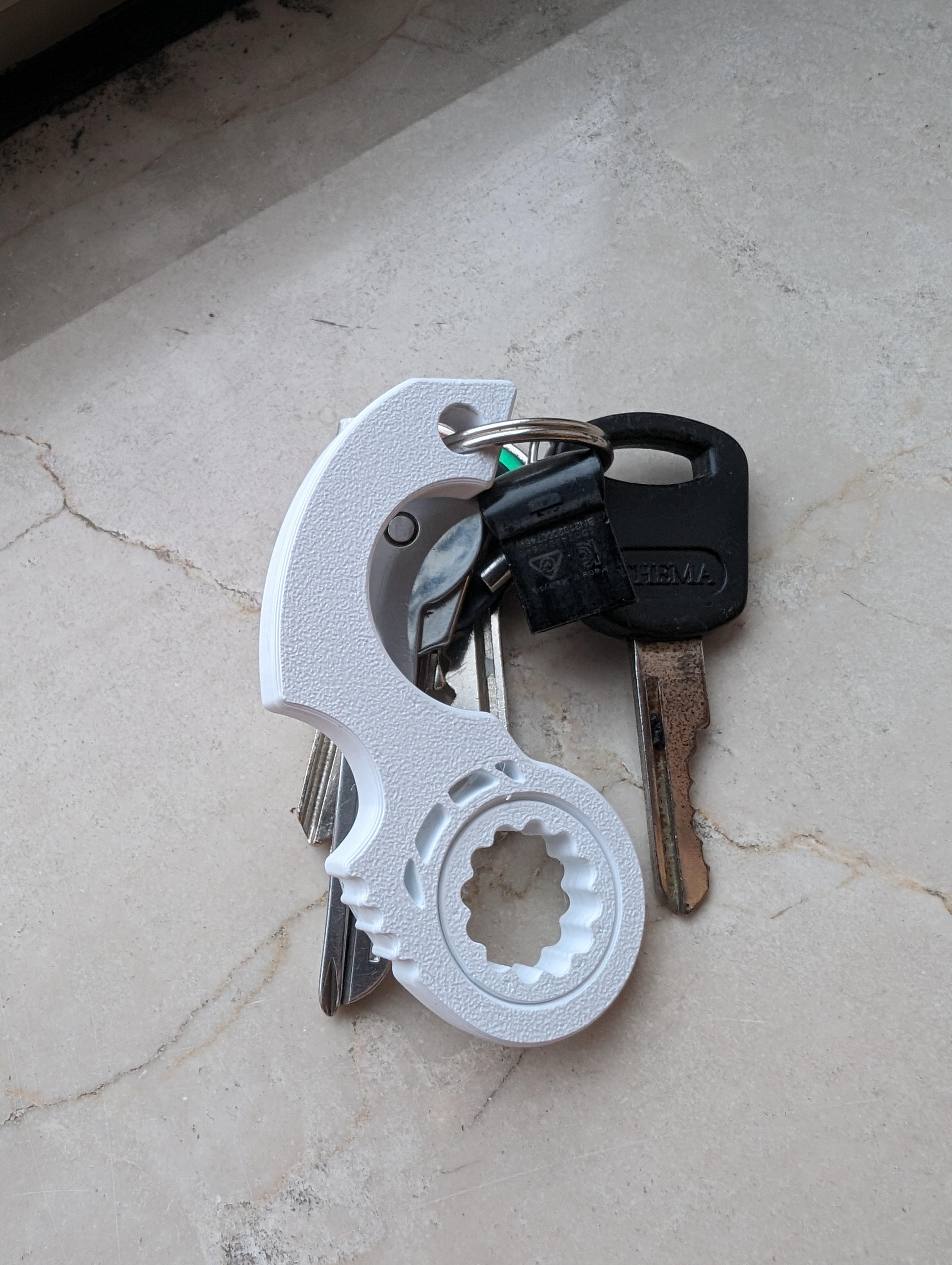 Karambit Keychain V2 - SPINNER NO BEARING TIKTOK KEYRAMBIT KEYSPINNER SOLID ROTATION 3d model