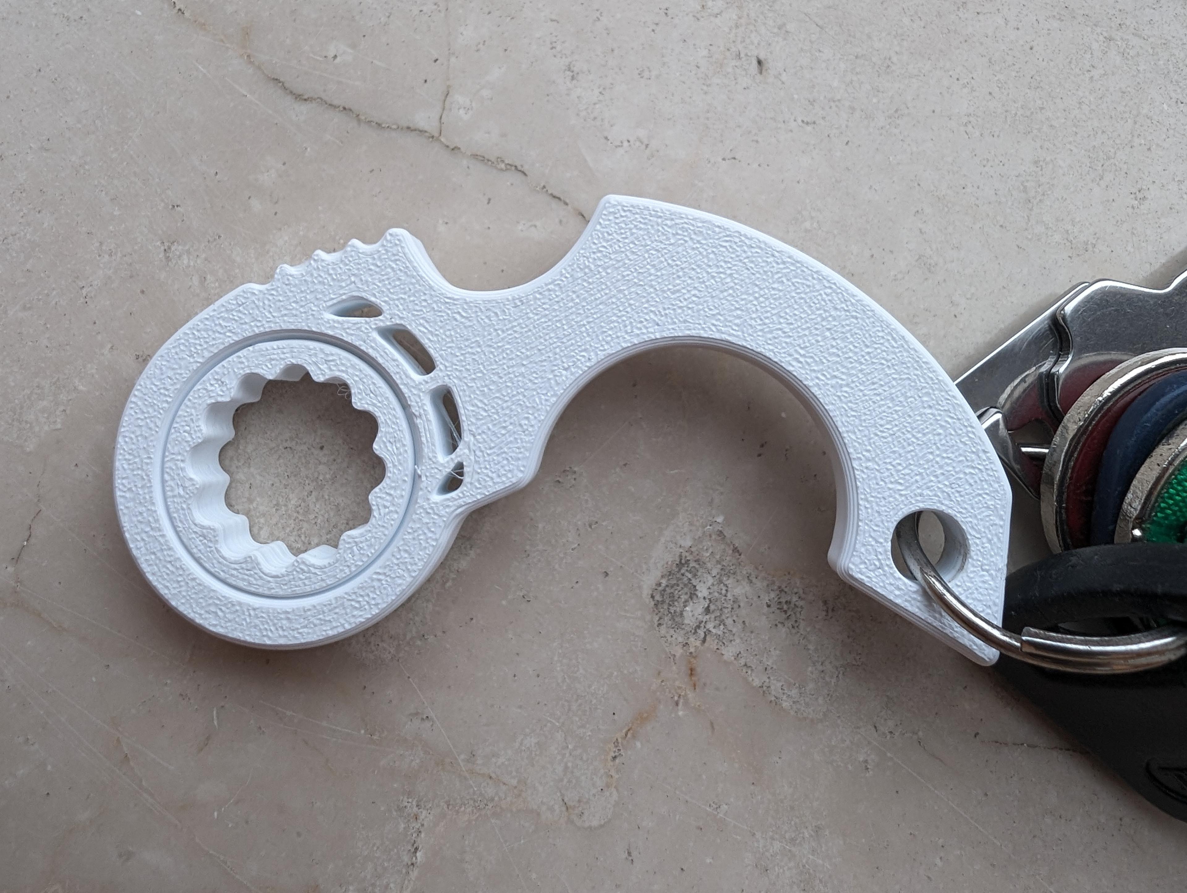 Karambit Keychain V2 - SPINNER NO BEARING TIKTOK KEYRAMBIT KEYSPINNER SOLID ROTATION 3d model