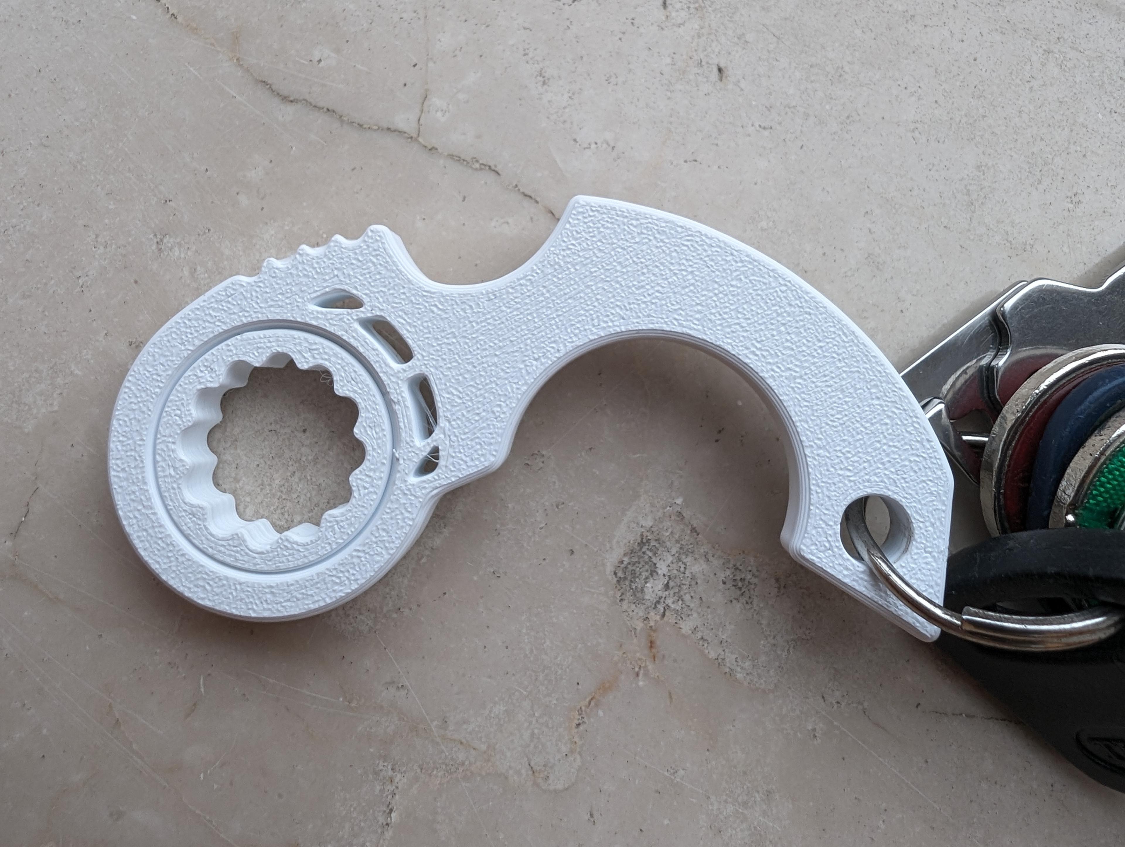 Karambit Keychain V2 - SPINNER NO BEARING TIKTOK KEYRAMBIT KEYSPINNER SOLID ROTATION 3d model