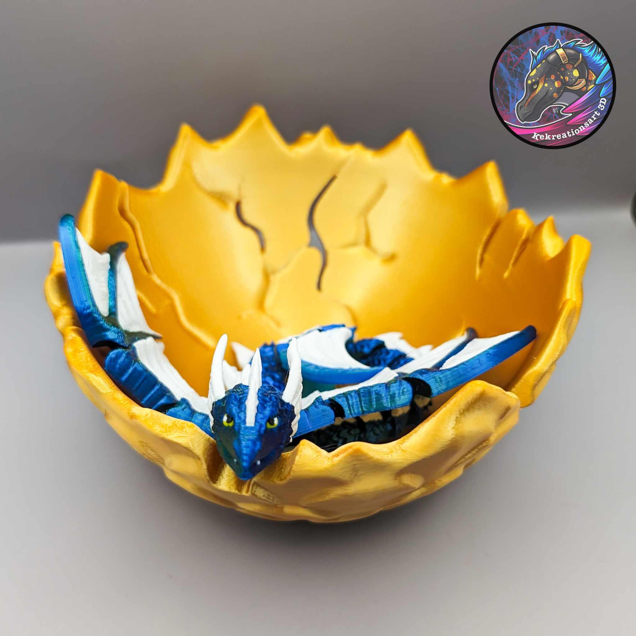 Cracked Dragon Egg Bowl Display 3d model