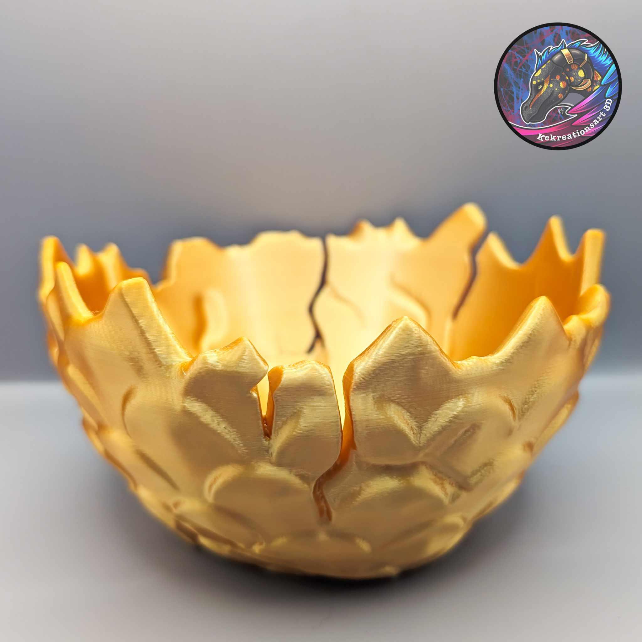 Cracked Dragon Egg Bowl Display 3d model