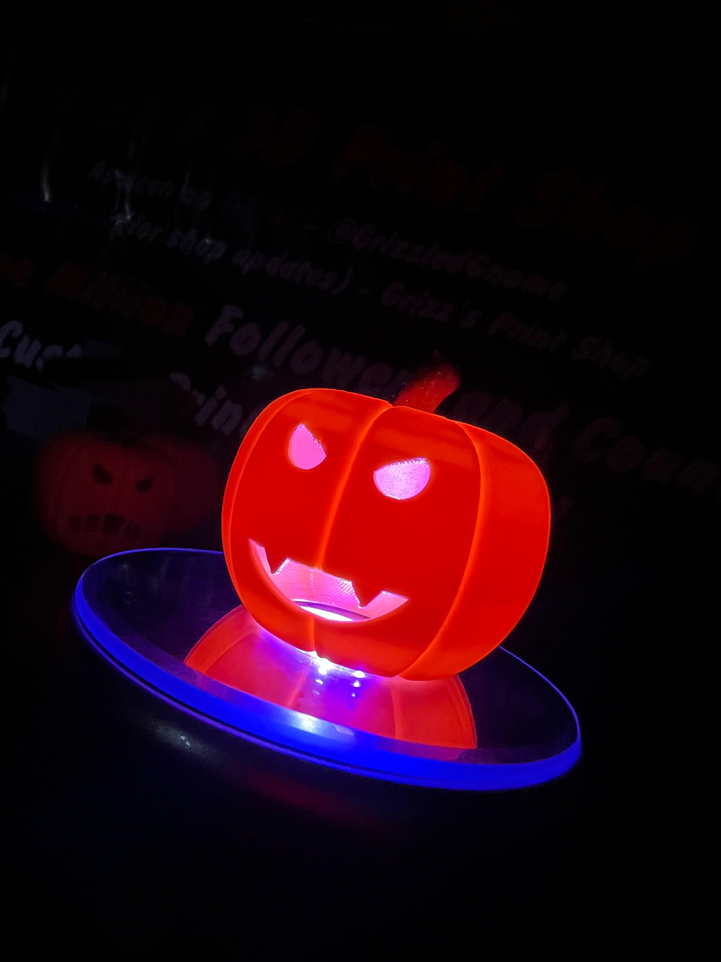 Tea light Jack o lantern - Angry Vampire 3d model