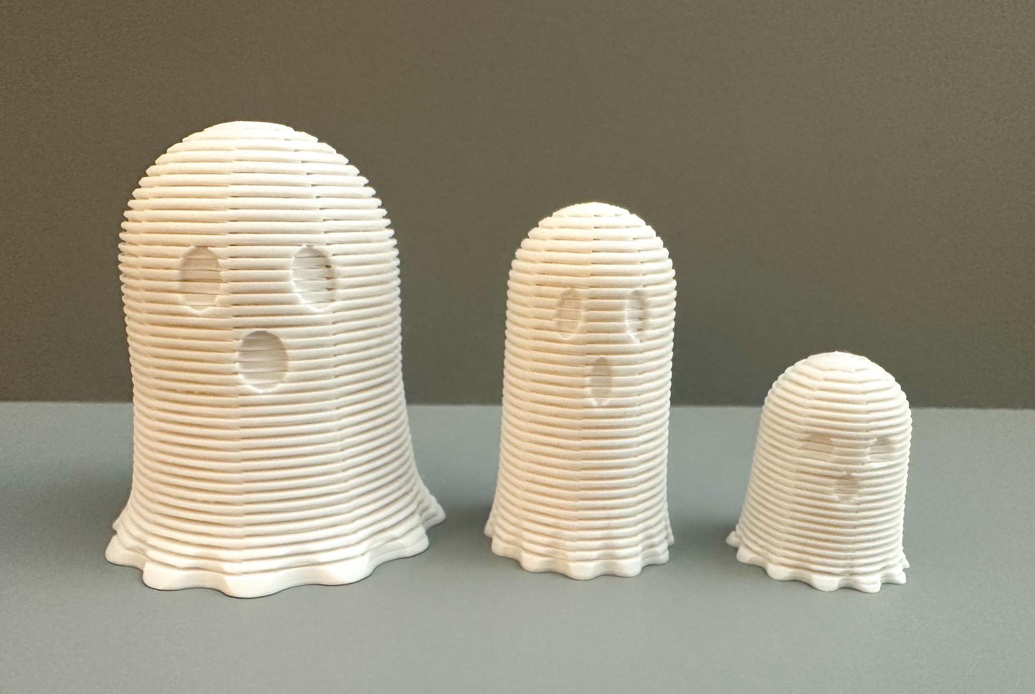 Stretchy, Slinky Ghosts (3 sizes) 3d model