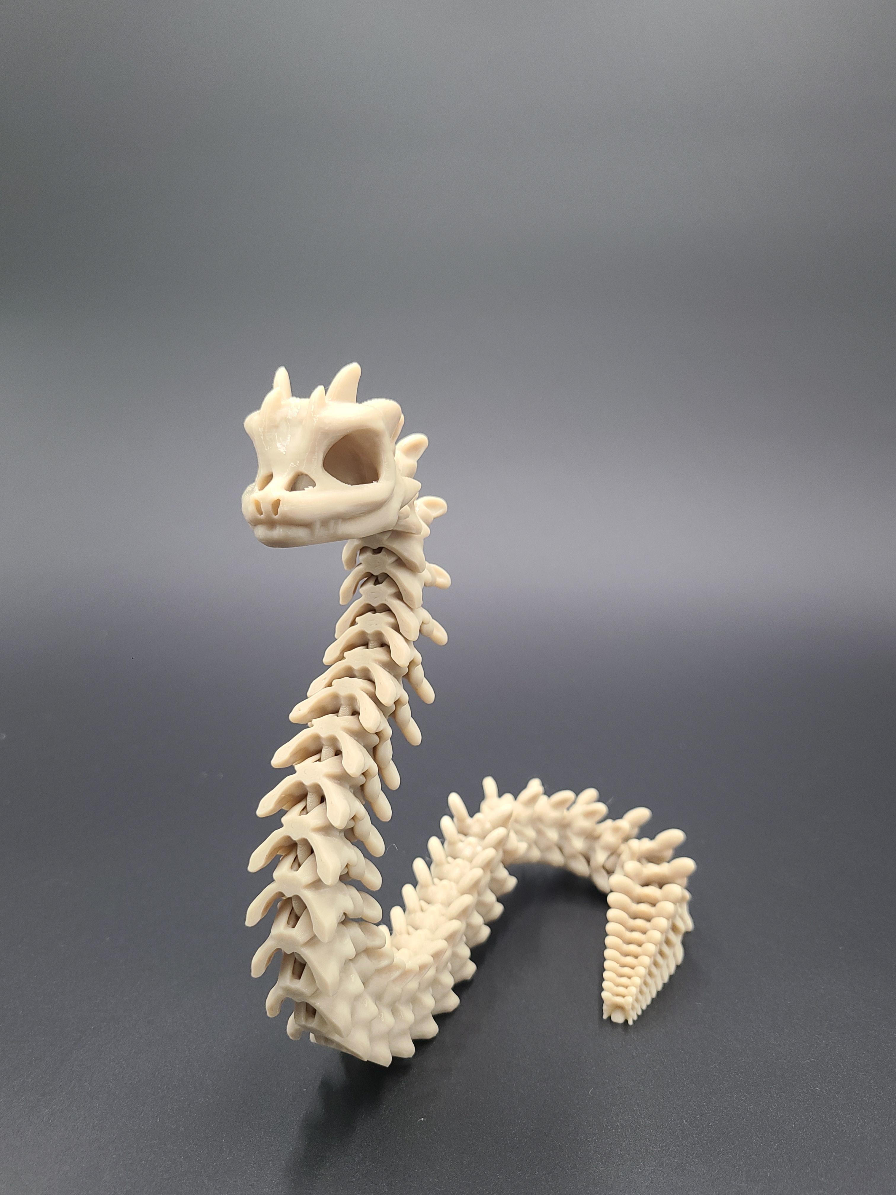 Extra Long Bony Basilisk - Articulated Snap-Flex Fidget (Medium Tightness Joints) 3d model