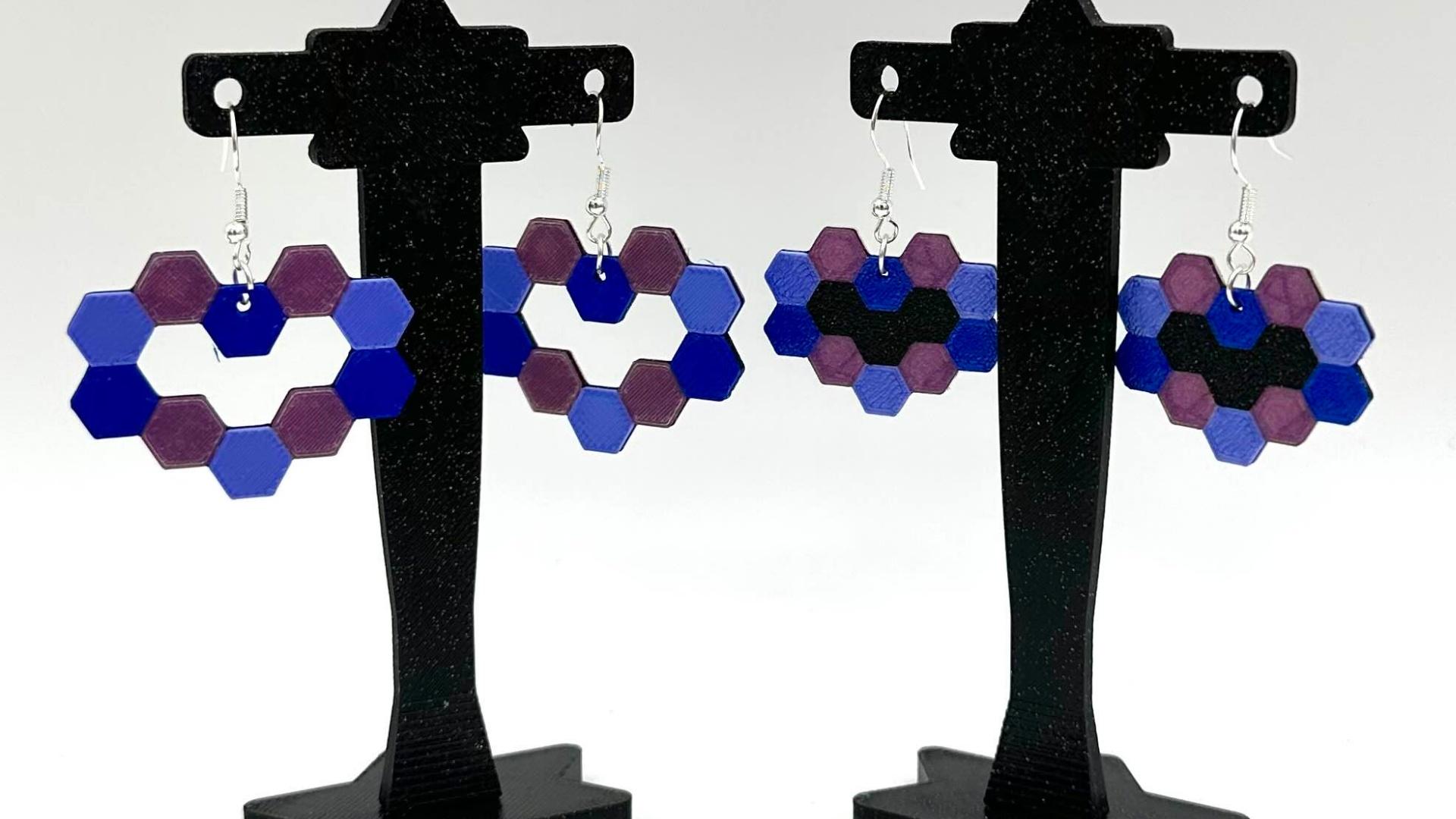 Hex heart earrings V2 3d model