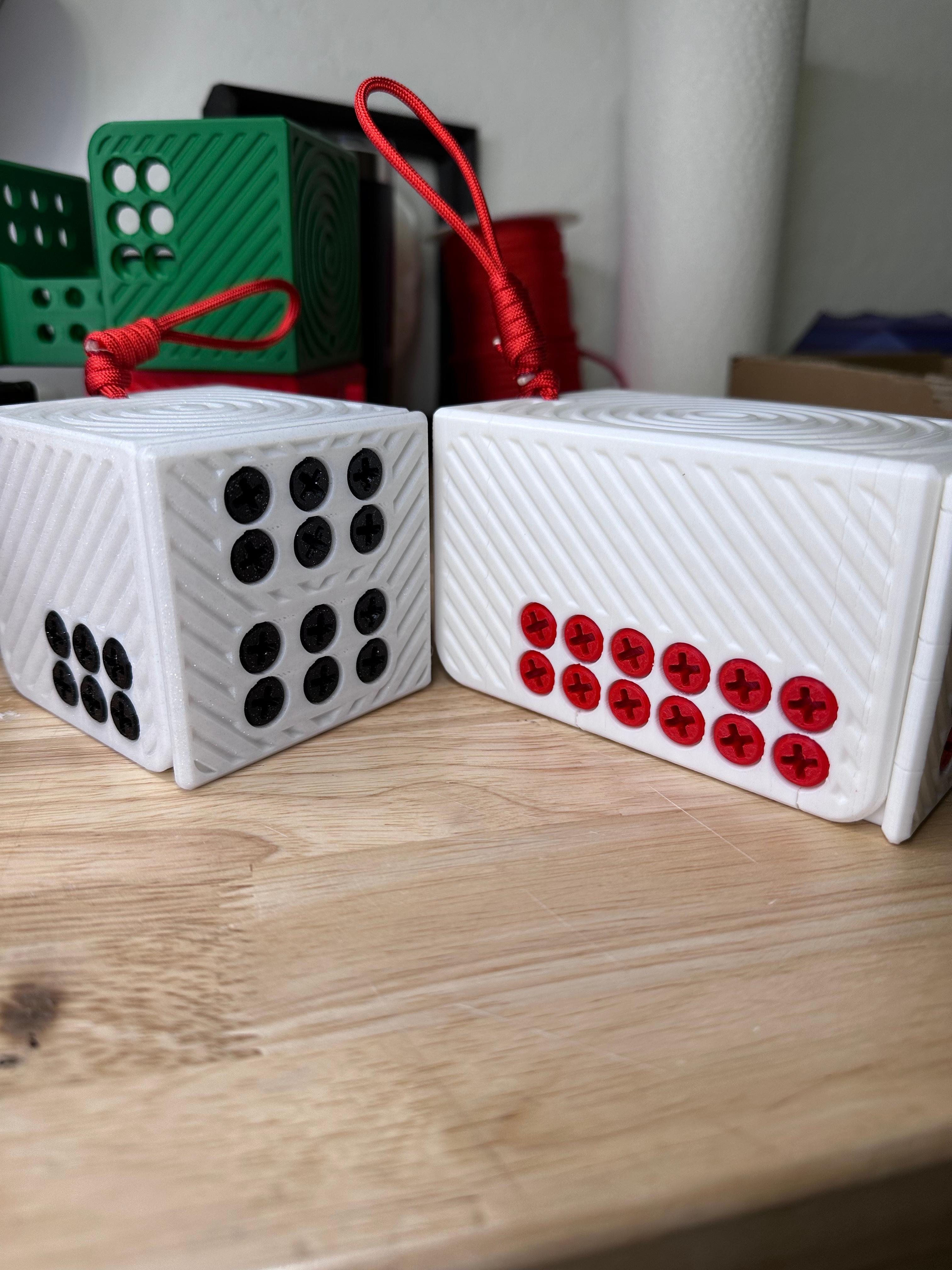 V2 MINI ANNOYING CARD/CASH BOX - "FULL SIZE MINI BOX" - 70 SCREWS, PRINT IN PLACE, ARTICULATING 3d model