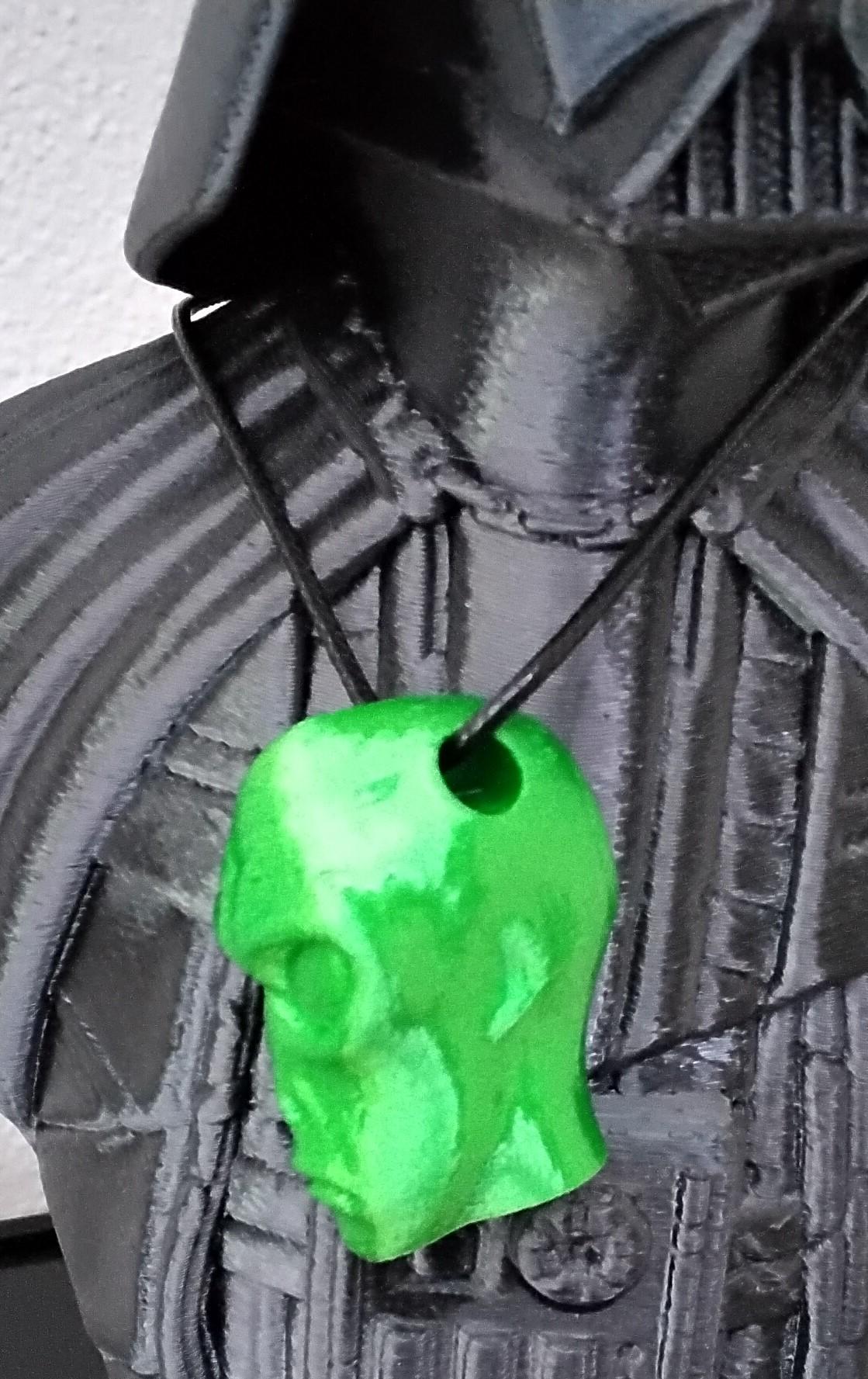 Alien Head Pendant 3d model