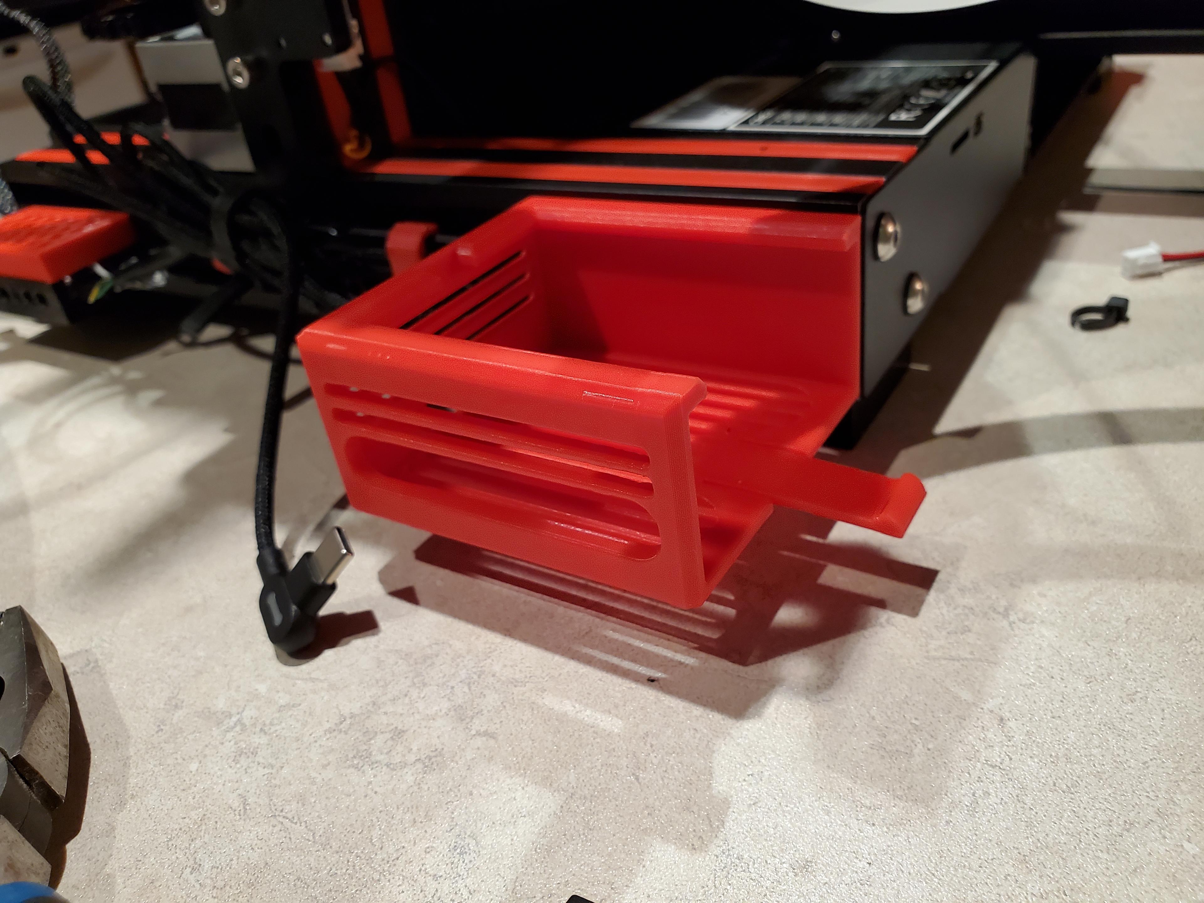 Pi 4 extruder Case mount 3d model