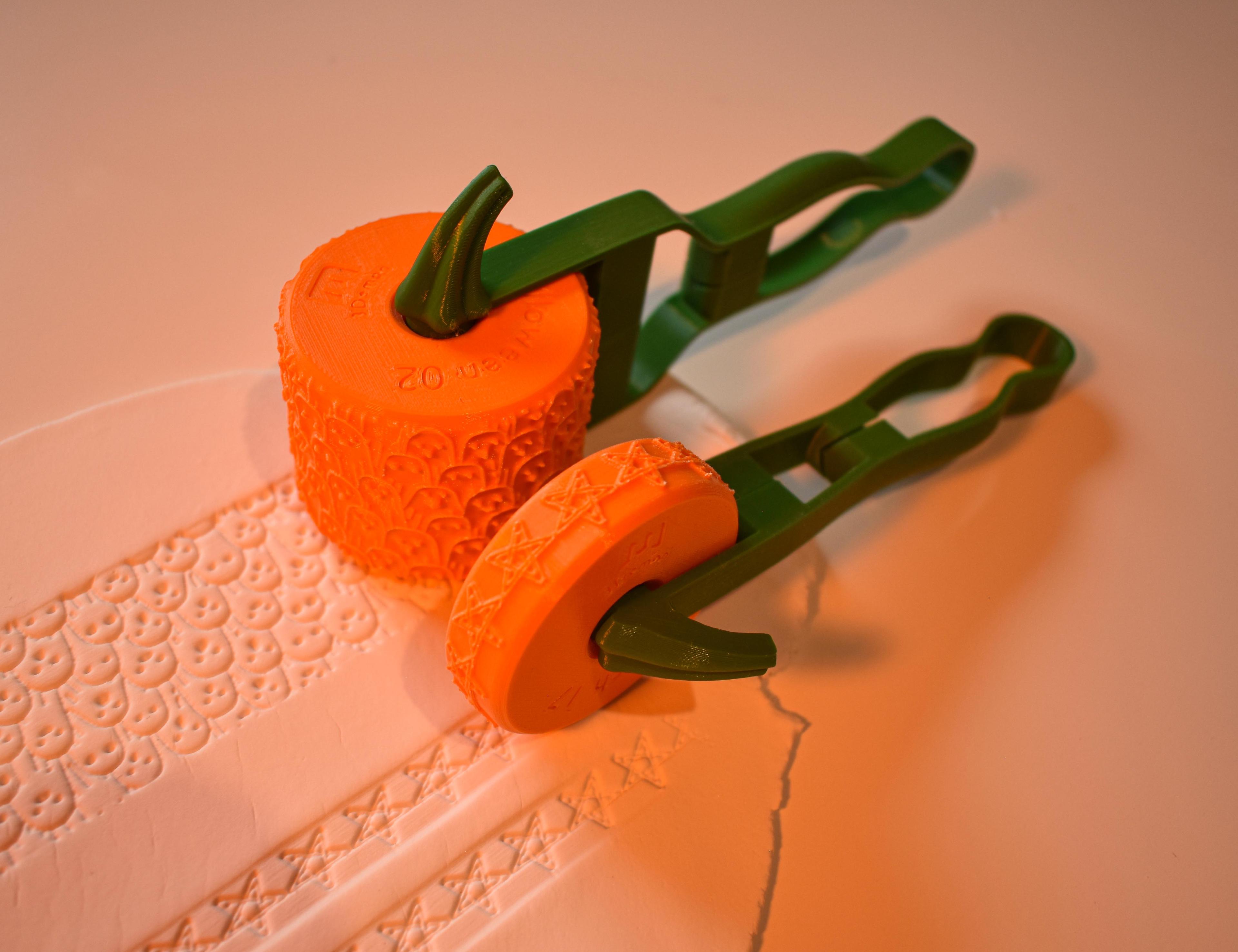 Pumpkin Handles for Texture Rollers and Stamp Wheels 3d model