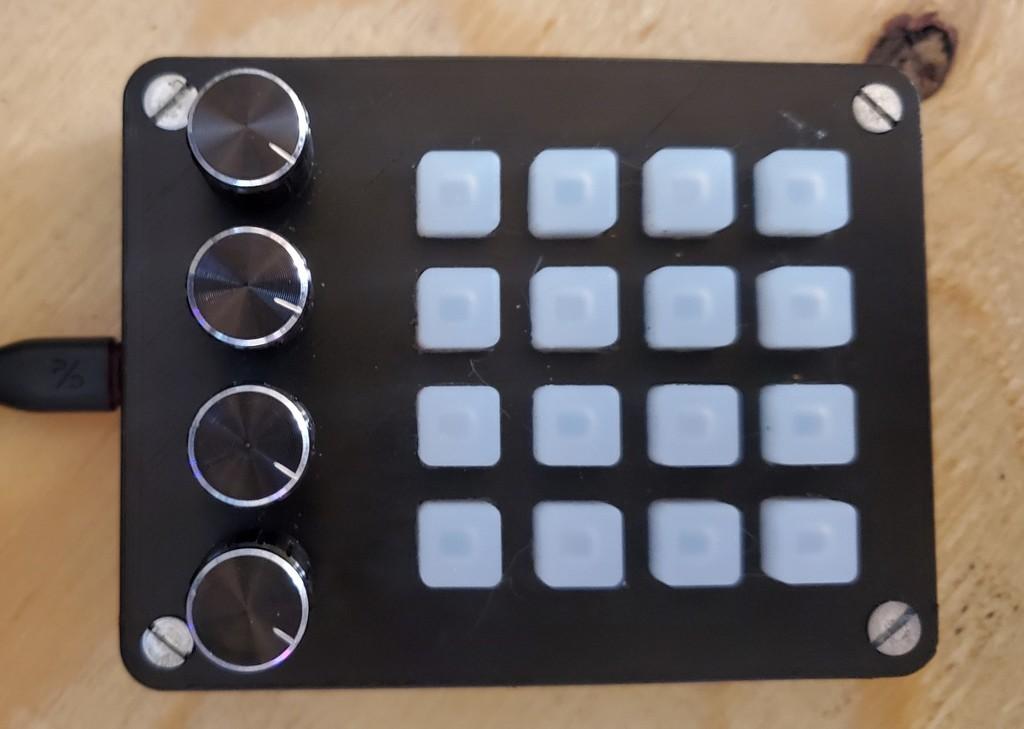 Mini UNTZtrument Midi Controller - Pro Micro Remix 3d model