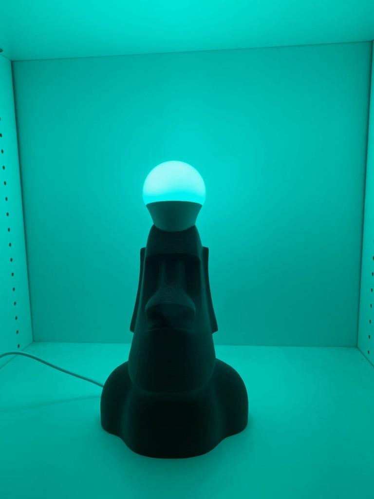 Moai Head - Bright Idea Lamp.  (very simple) 3d model