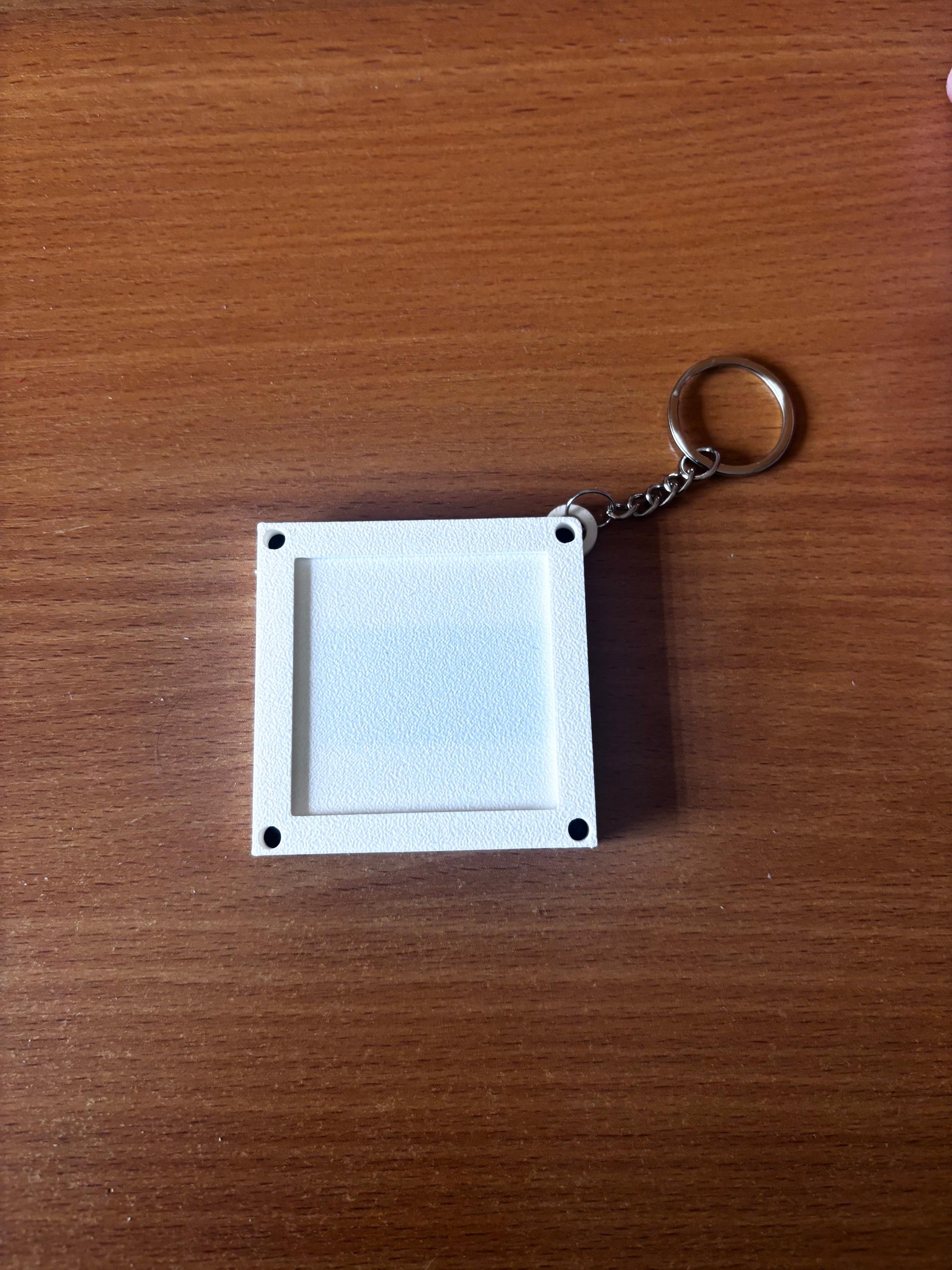 Tic tac toe keychain 3d model