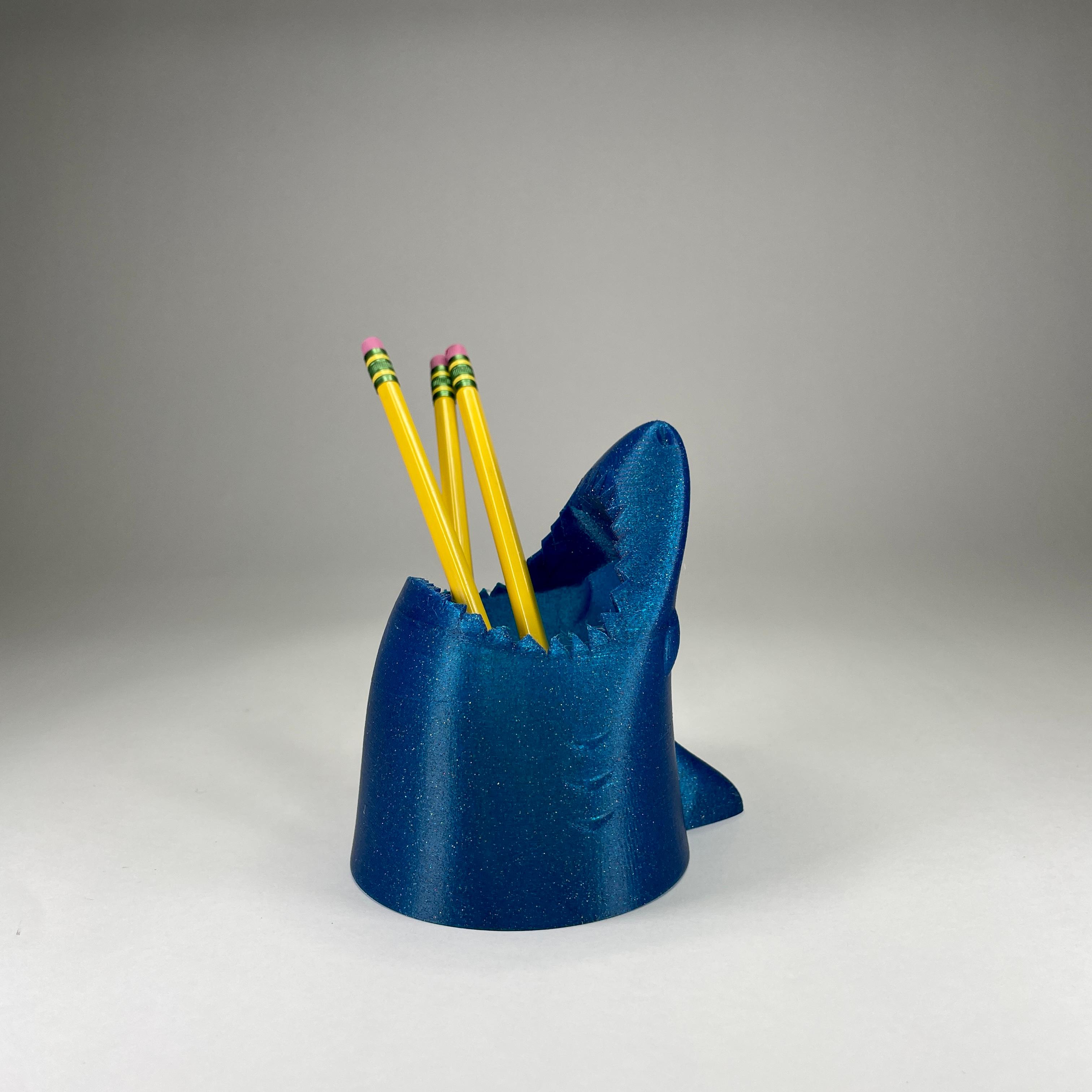 Organic Organizers: Shark Pencil Cup 3d model