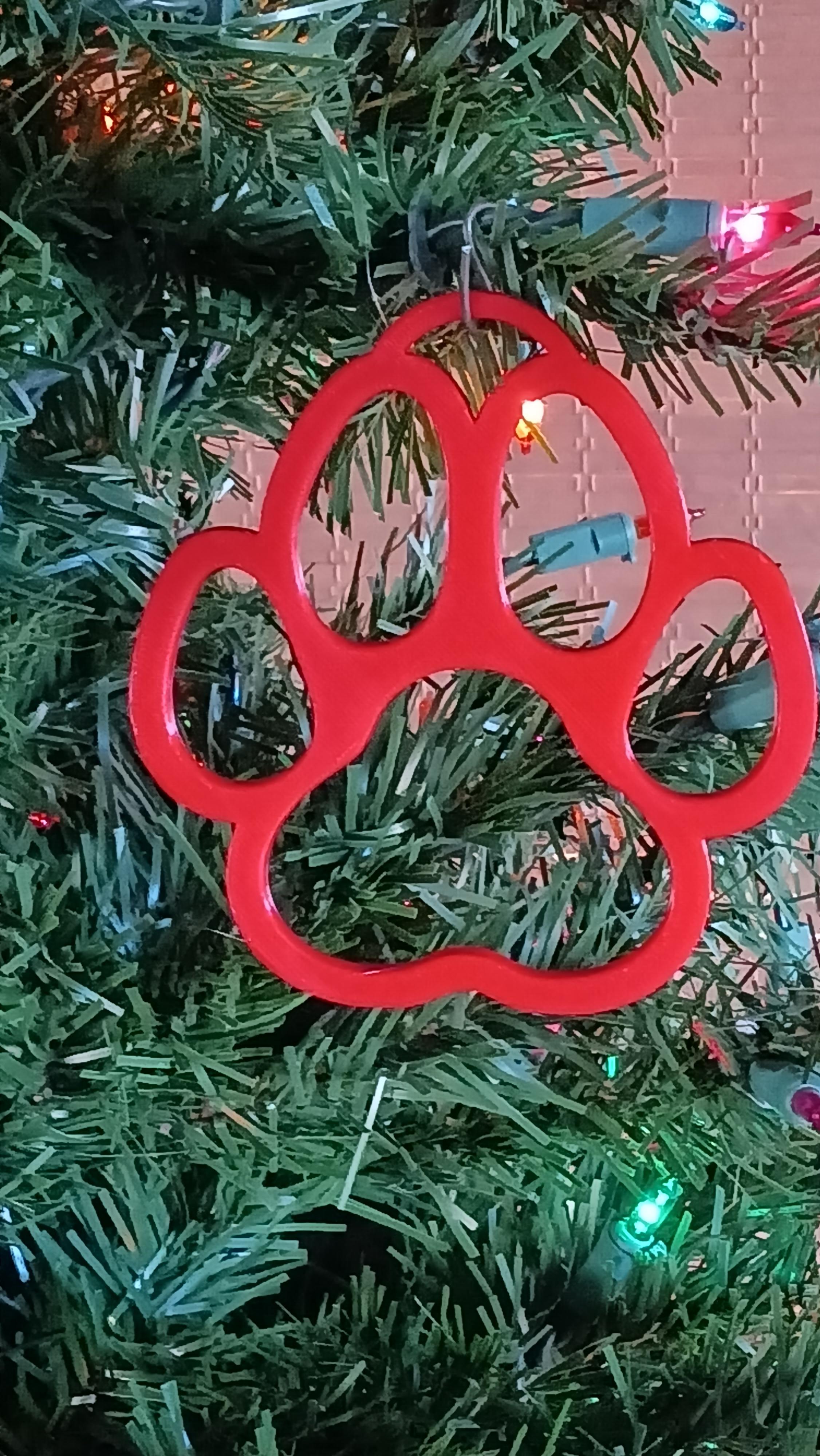 Christmas Dog Paw Print Ornament  3d model