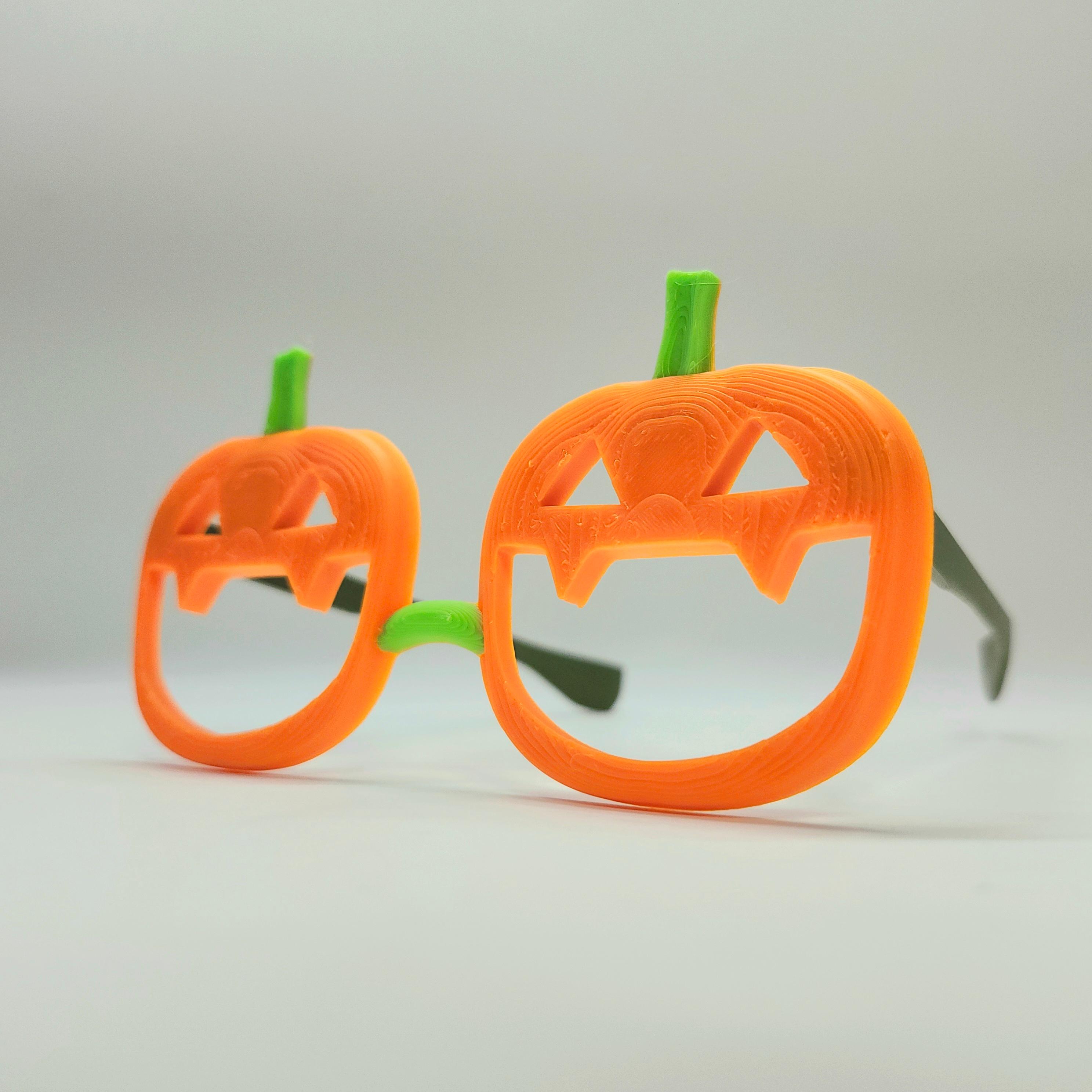 Classic Jack'O'Lantern Pumpkin-Themed Halloween Party Glasses 3d model