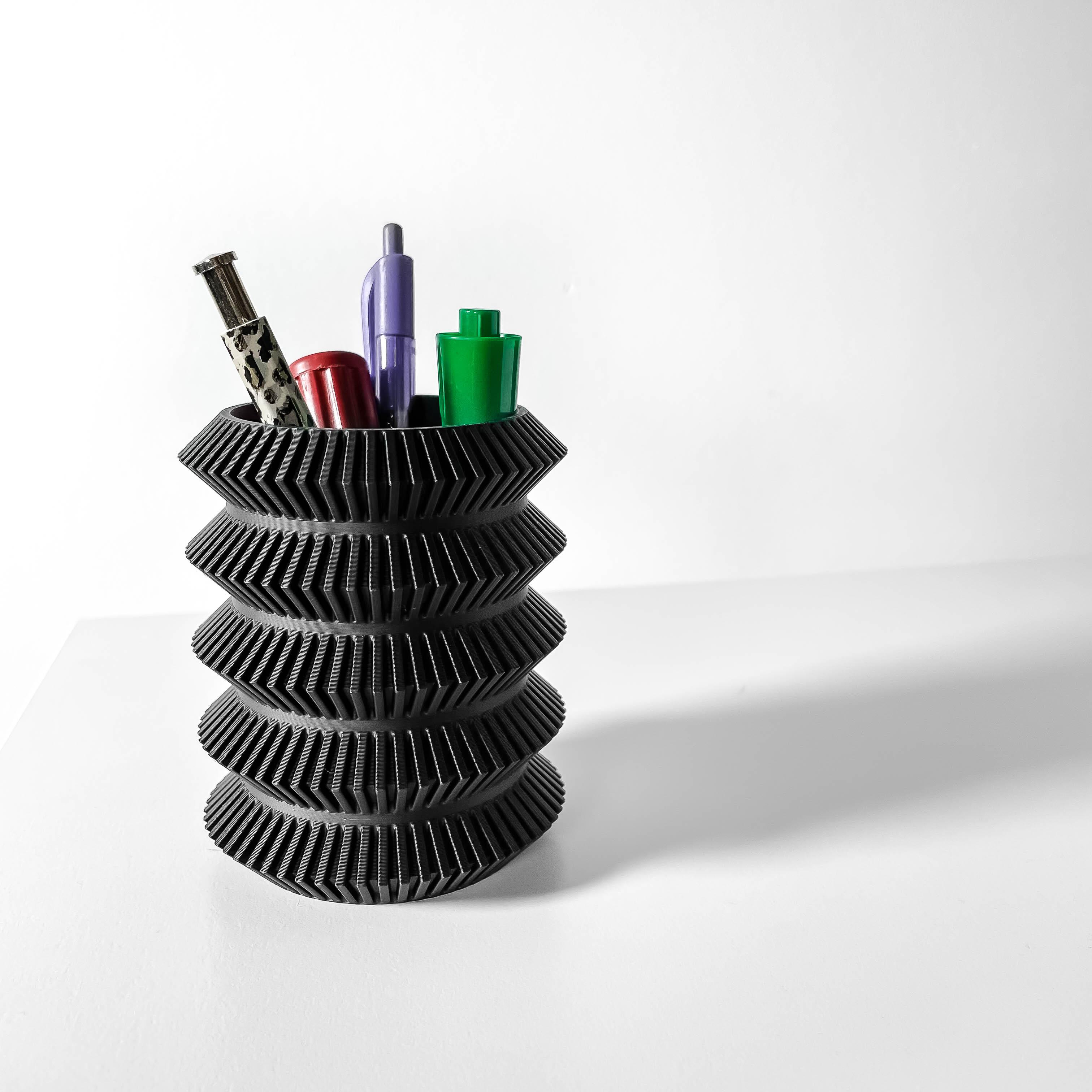 The Kuri Pen Holder | Desk Organizer and Pencil Cup Holder | Modern Office and Home Decor 3d model