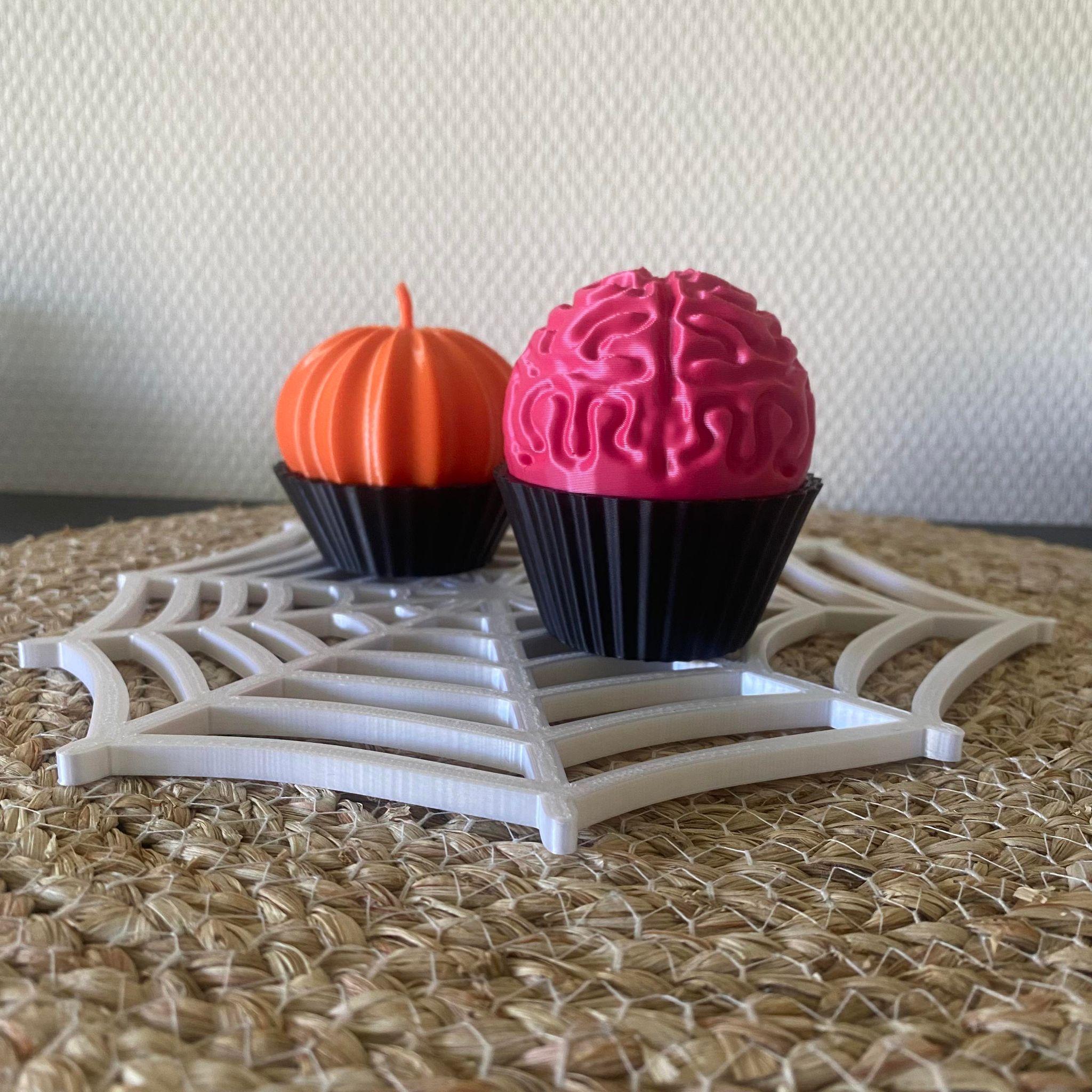 Brain cupcake 3d model