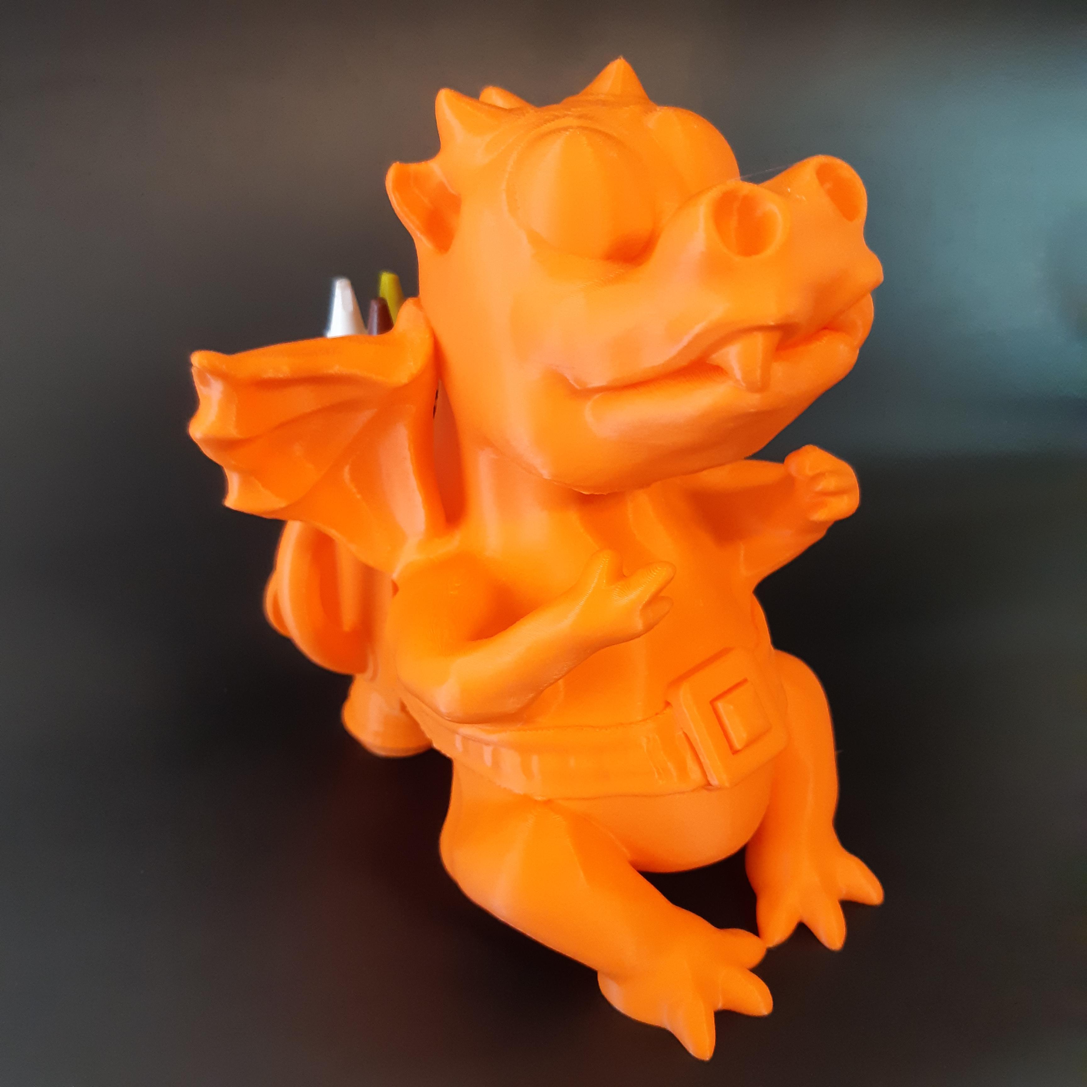 DRAGON WITH JET PACK CRAYON / PENCIL HOLDER - PRINT IN PLACE - SUPPORT FREE 3d model