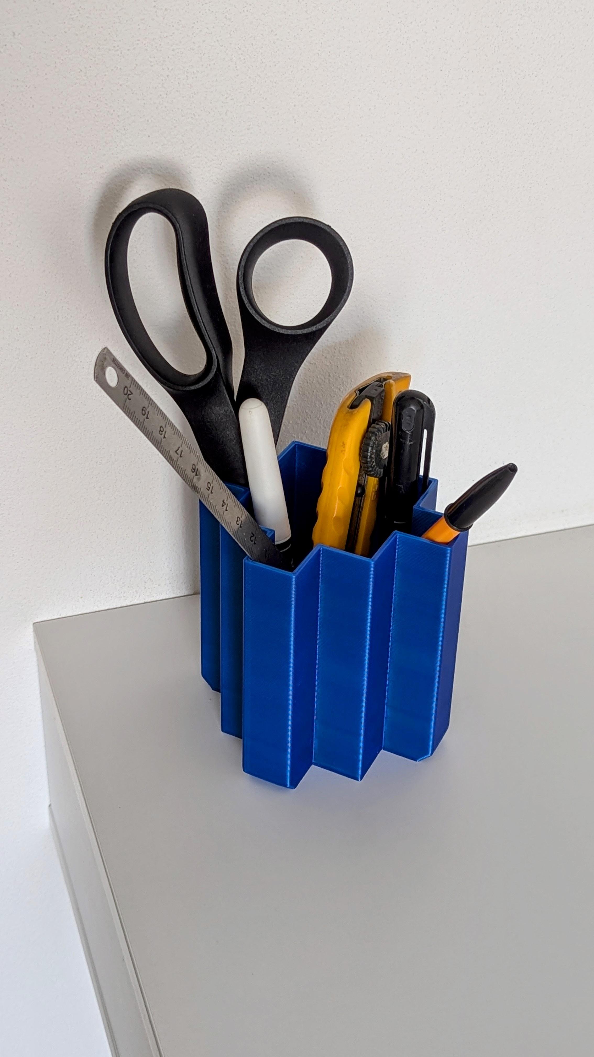 RAW PENCIL HOLDER VERTICAL 3d model