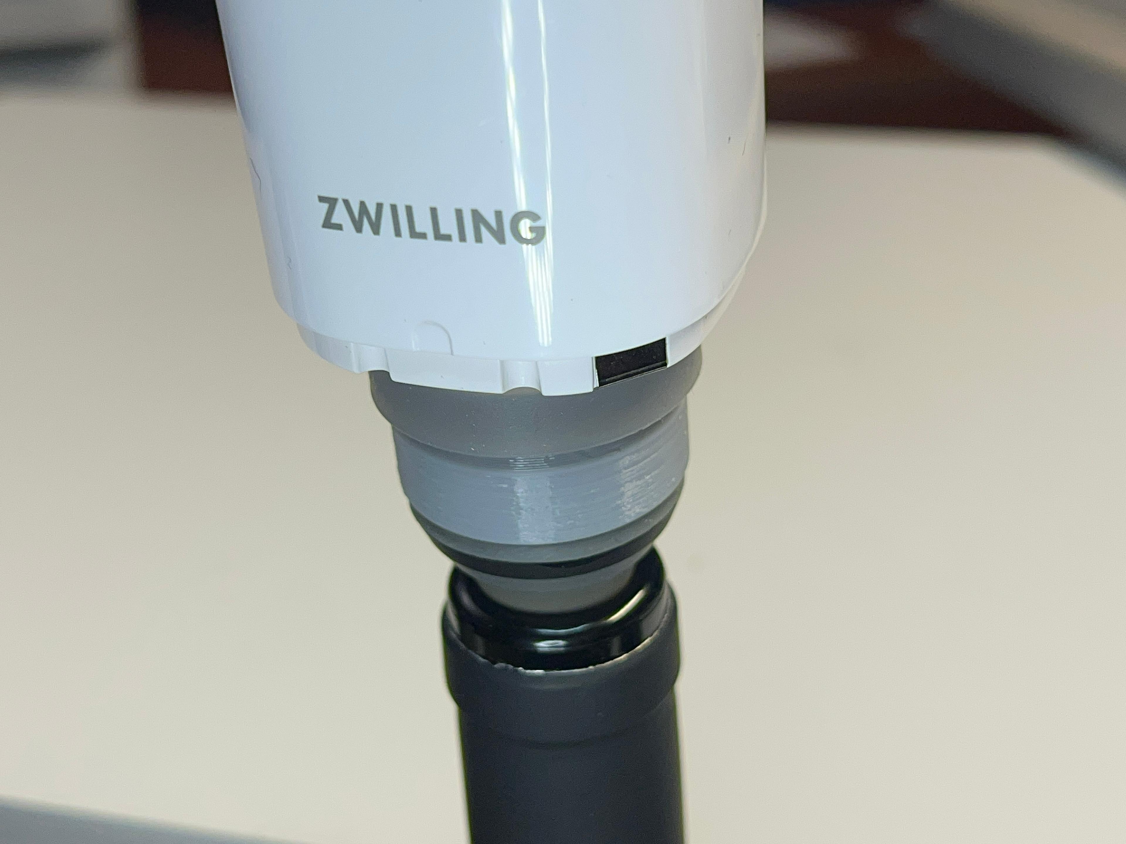 Zwilling Fresh & Save adapters for FoodSaver containers and VacuVin 3d model