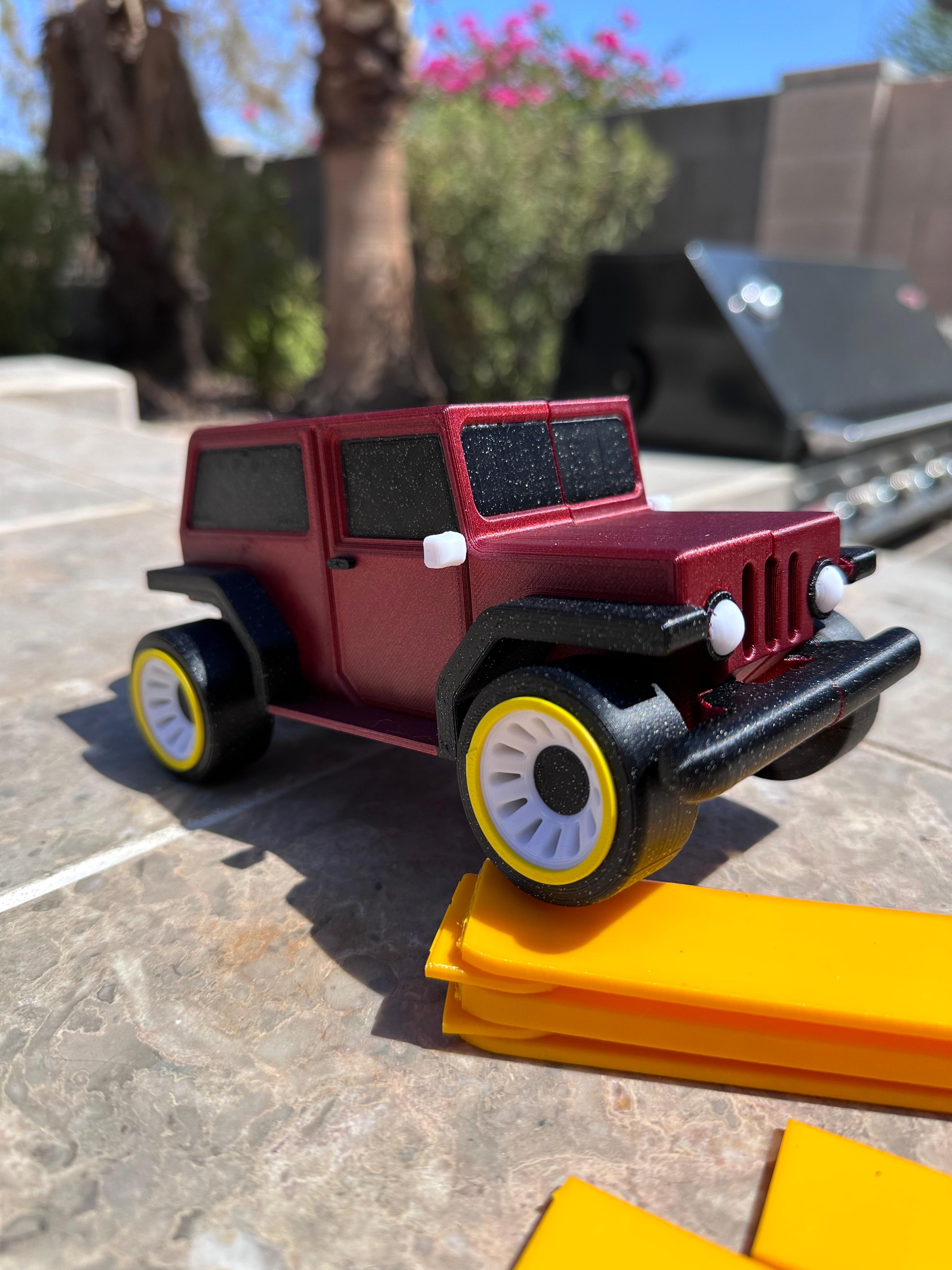 Print in Place Articulating Jeep, Off Road, Toy 3d model