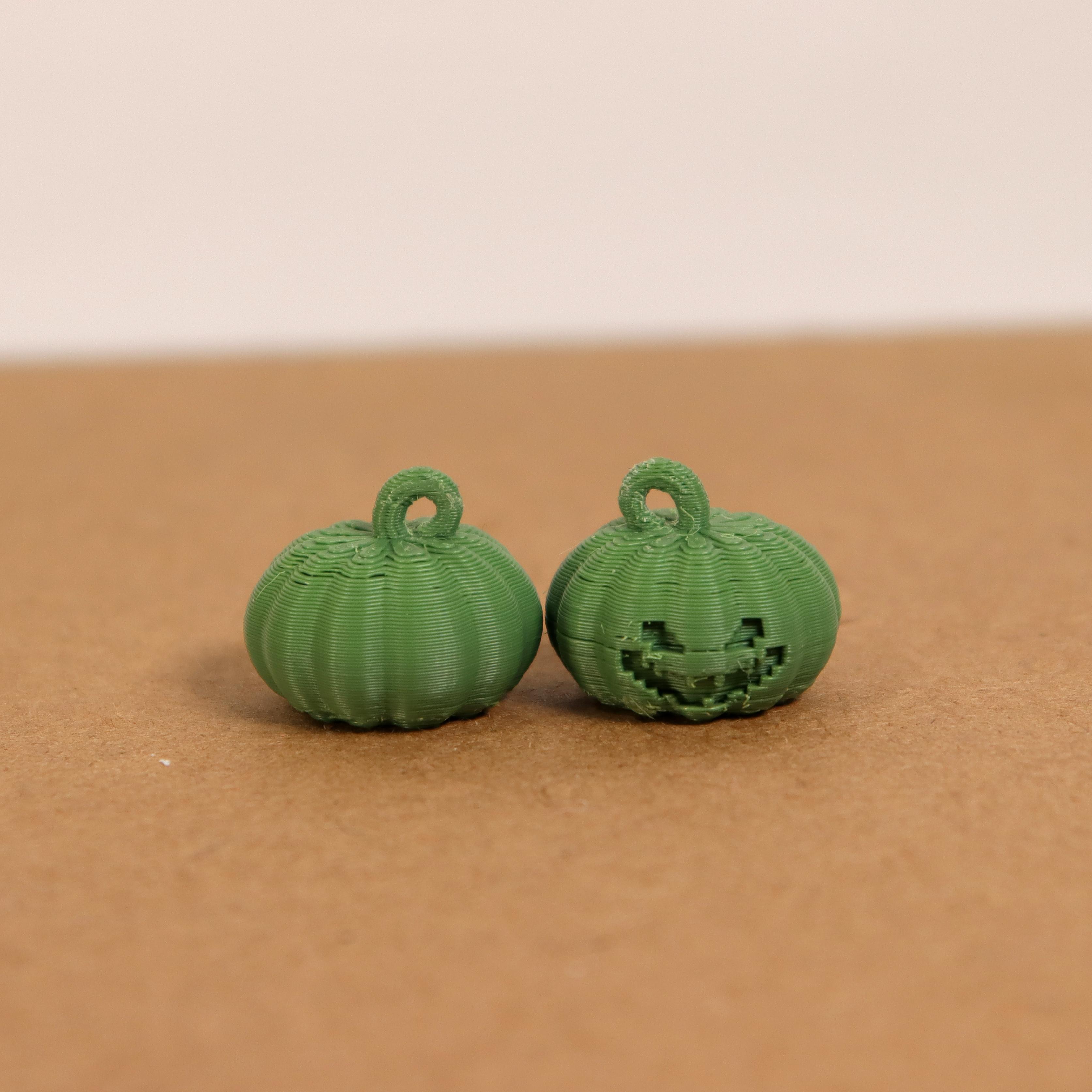 Pumpkin keychain 3d model