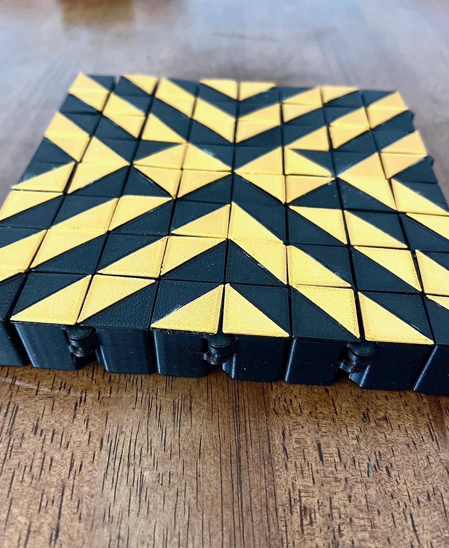 Auxetic Tile // 18mm Diagonal Split 3d model