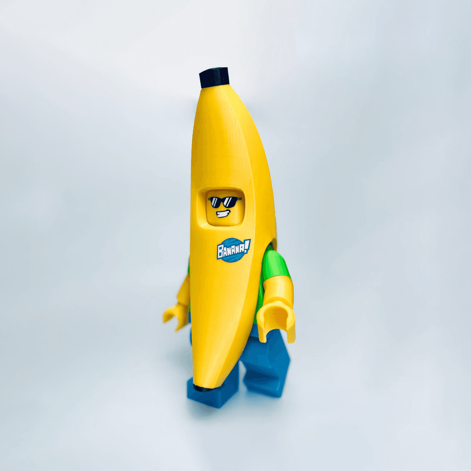 BANANA GUY Costume for Generic Figure (6:1 LEGO) 3d model