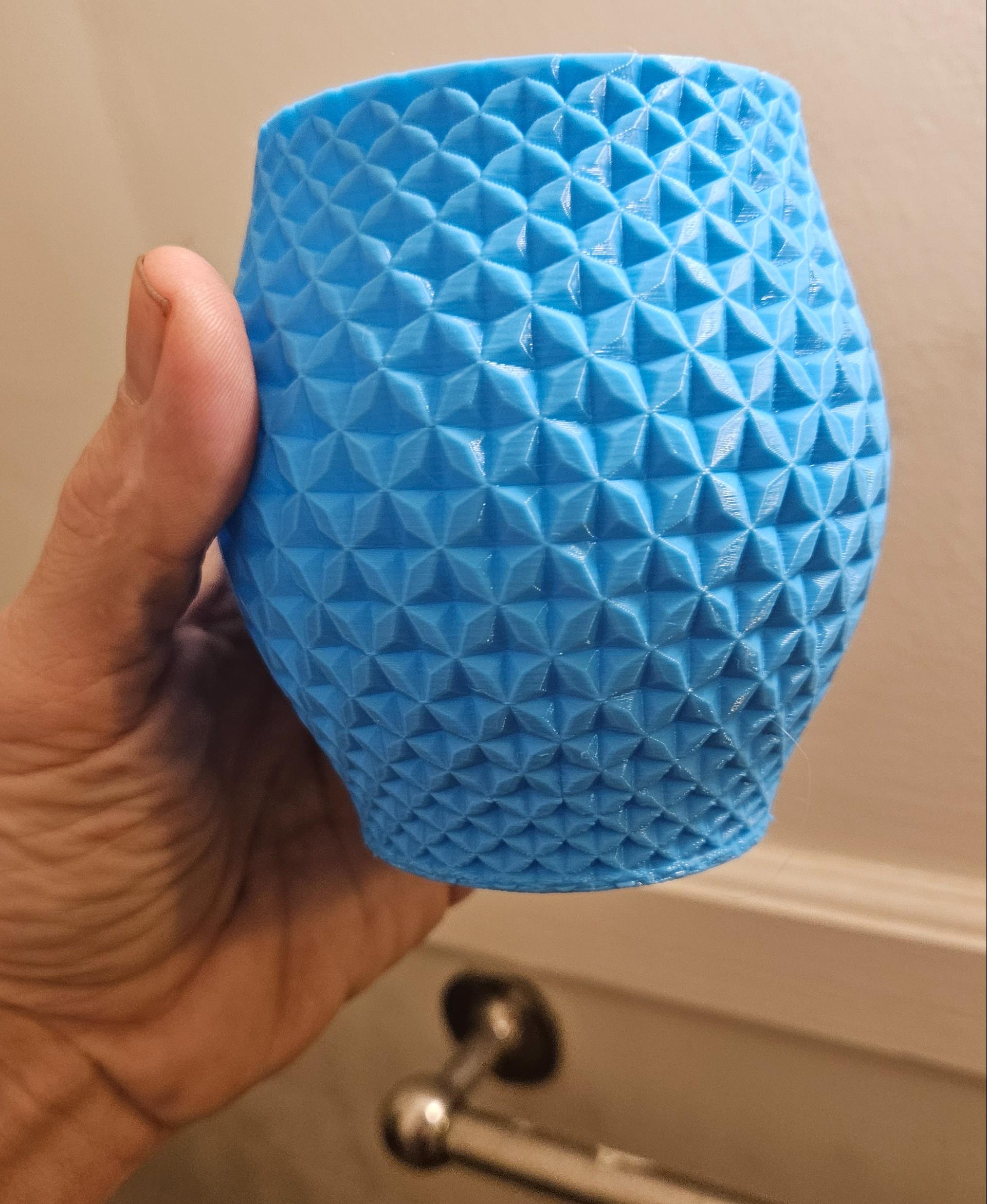 CoCo Brush Organiser - Printed using ender 3 - 3d model