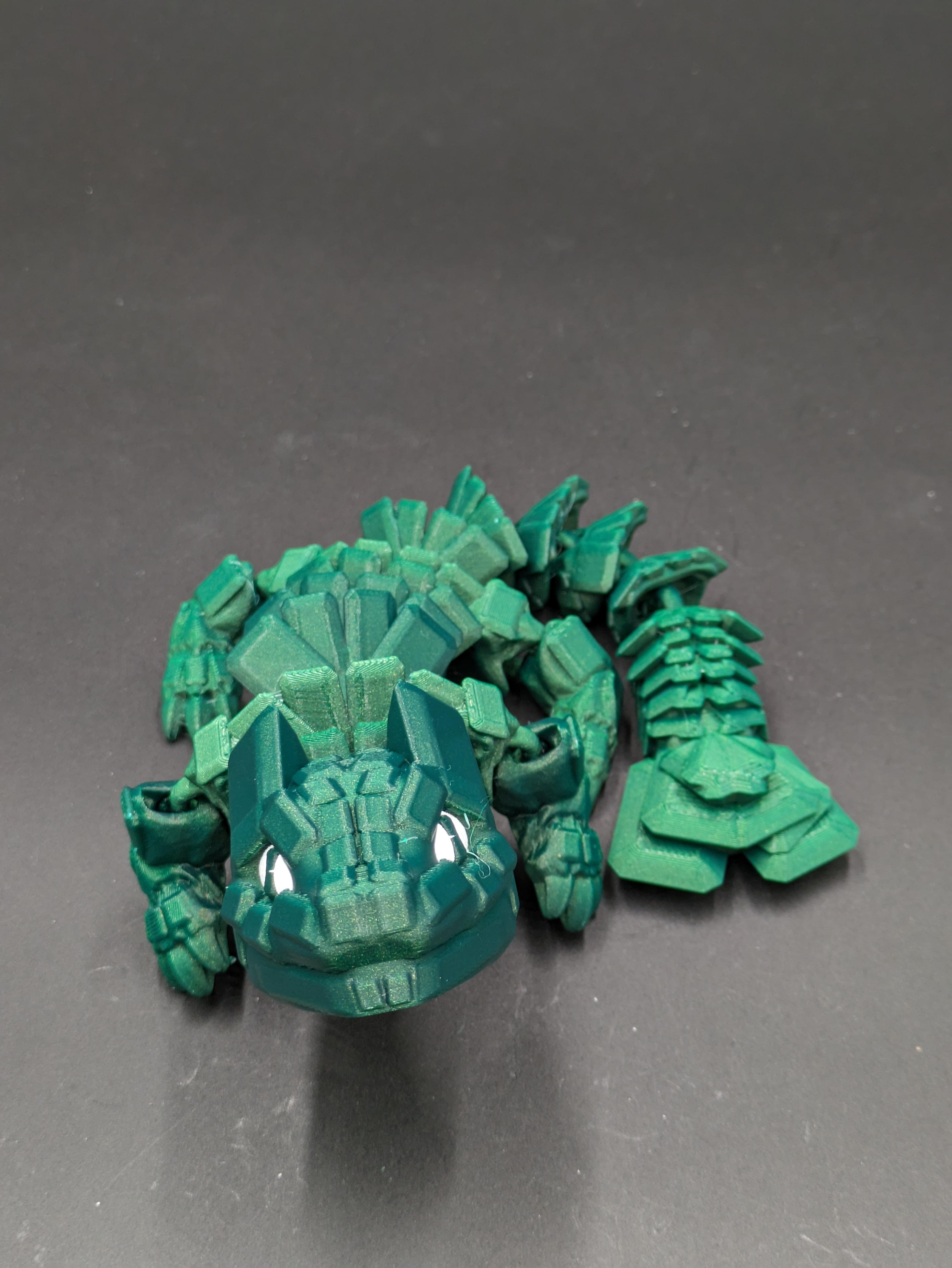 Articulated Dragon - Emerald Dragon - Snap-Flex Fidget Toy 3d model