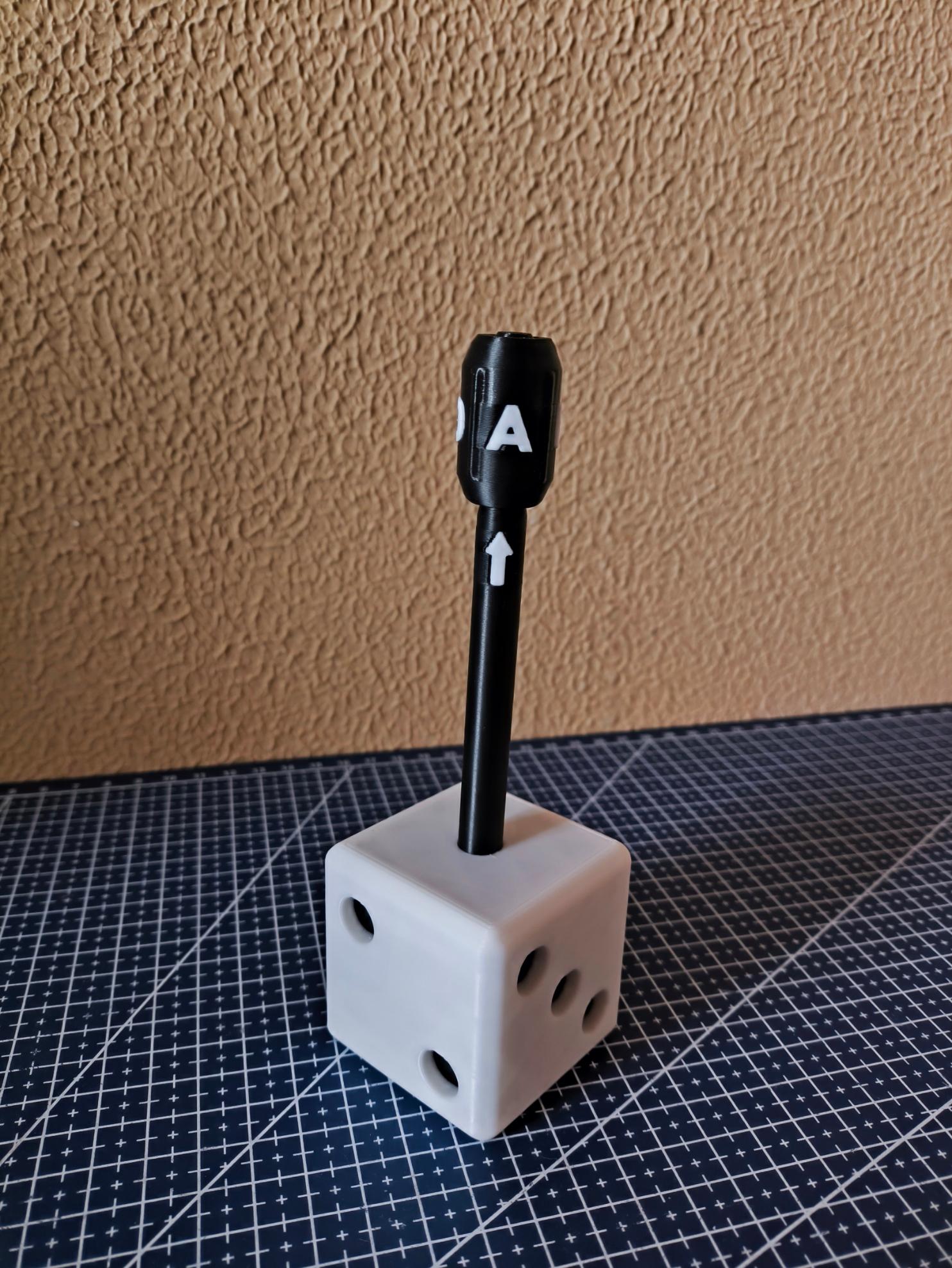 Random Choice Fidget Pen with Dice Stand 3d model