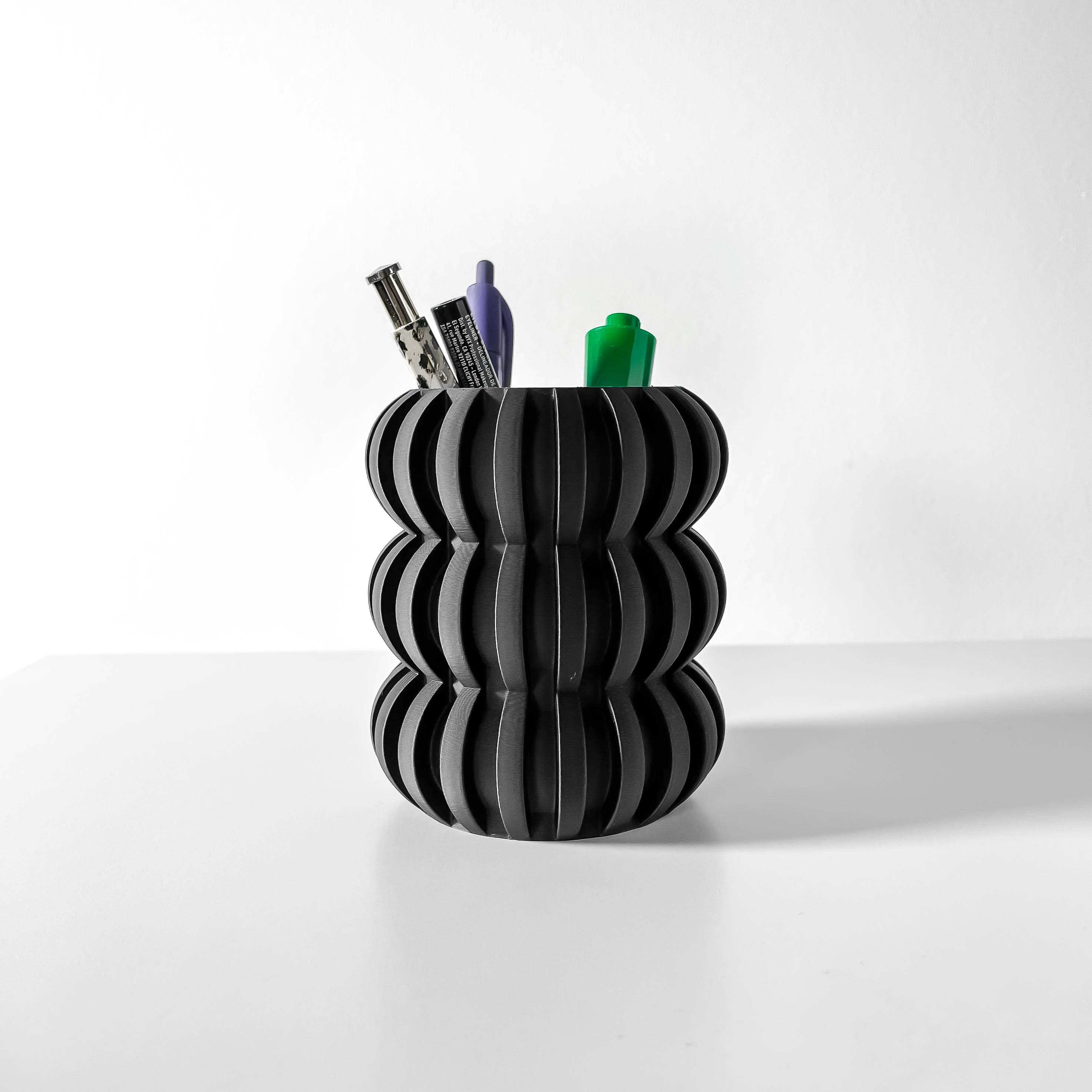 The Renio Pen Holder | Desk Organizer and Pencil Cup Holder | Modern Office and Home Decor 3d model