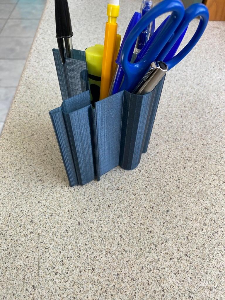 Dividers Pencil case 3d model