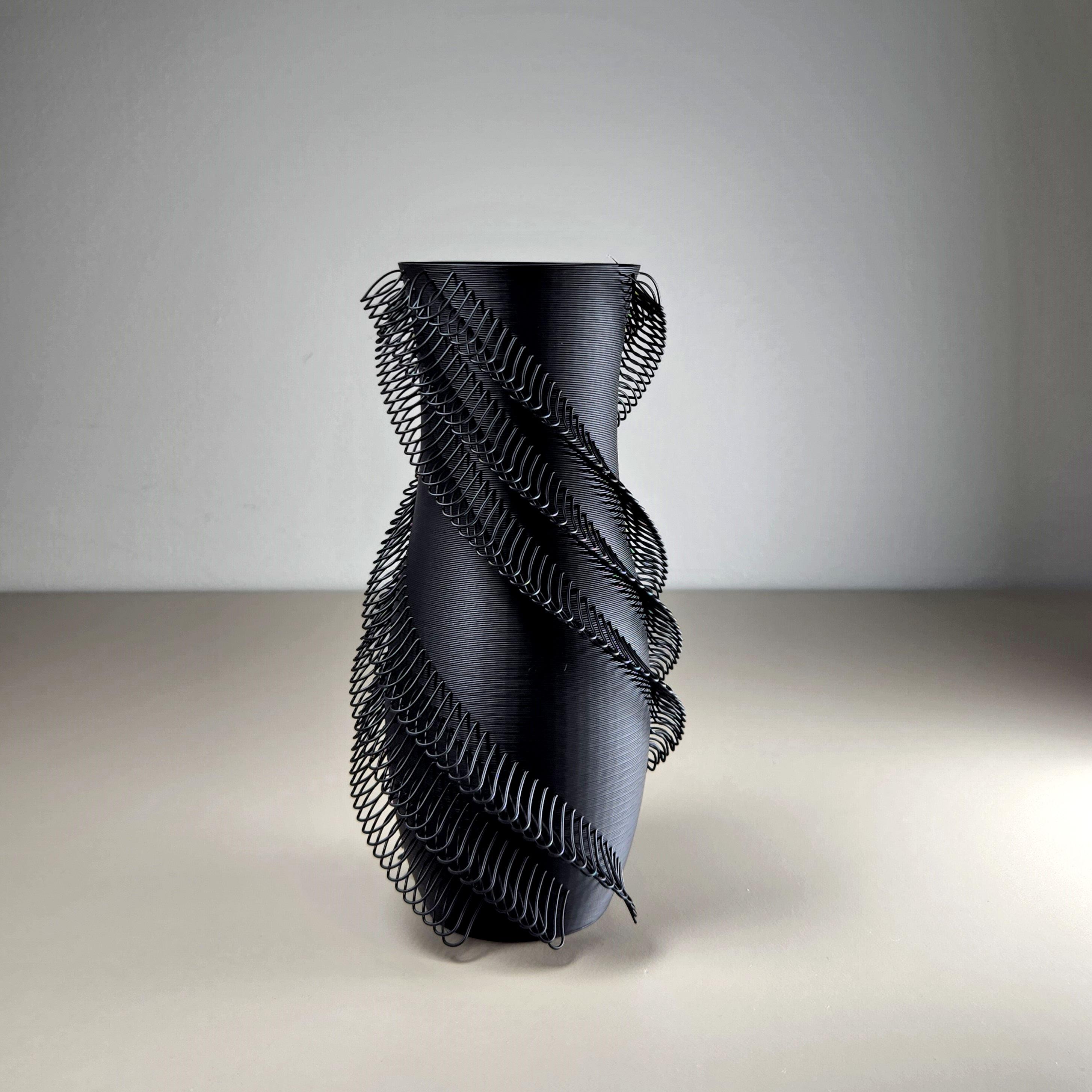 Triple twist vase 3d model