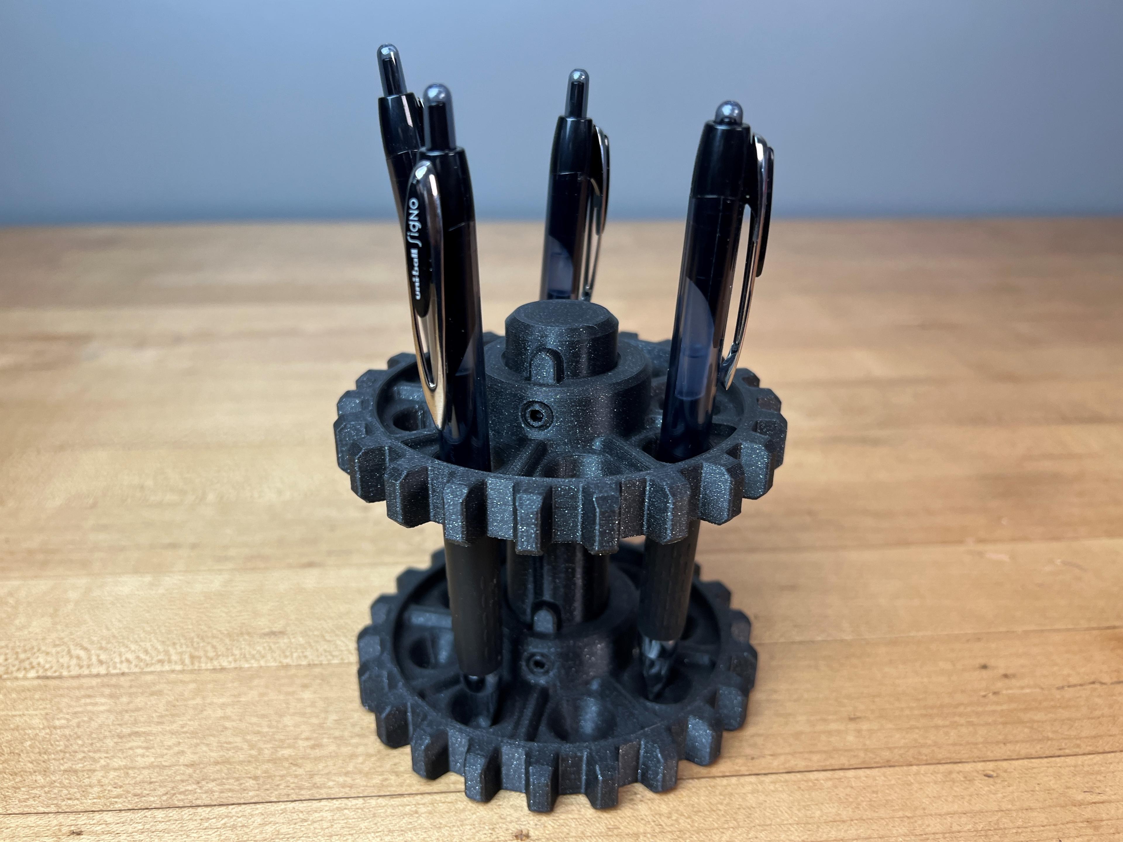 Double Gear Pen Holder  3d model