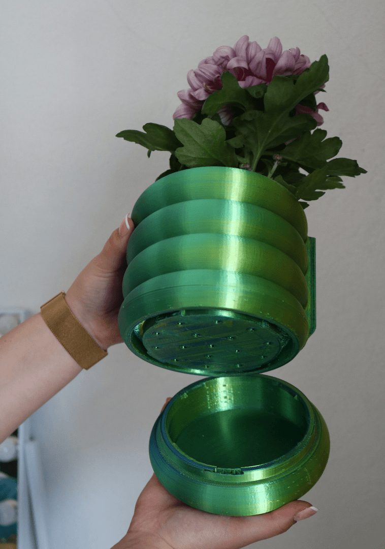 Round Torus Planter / Vase 3d model