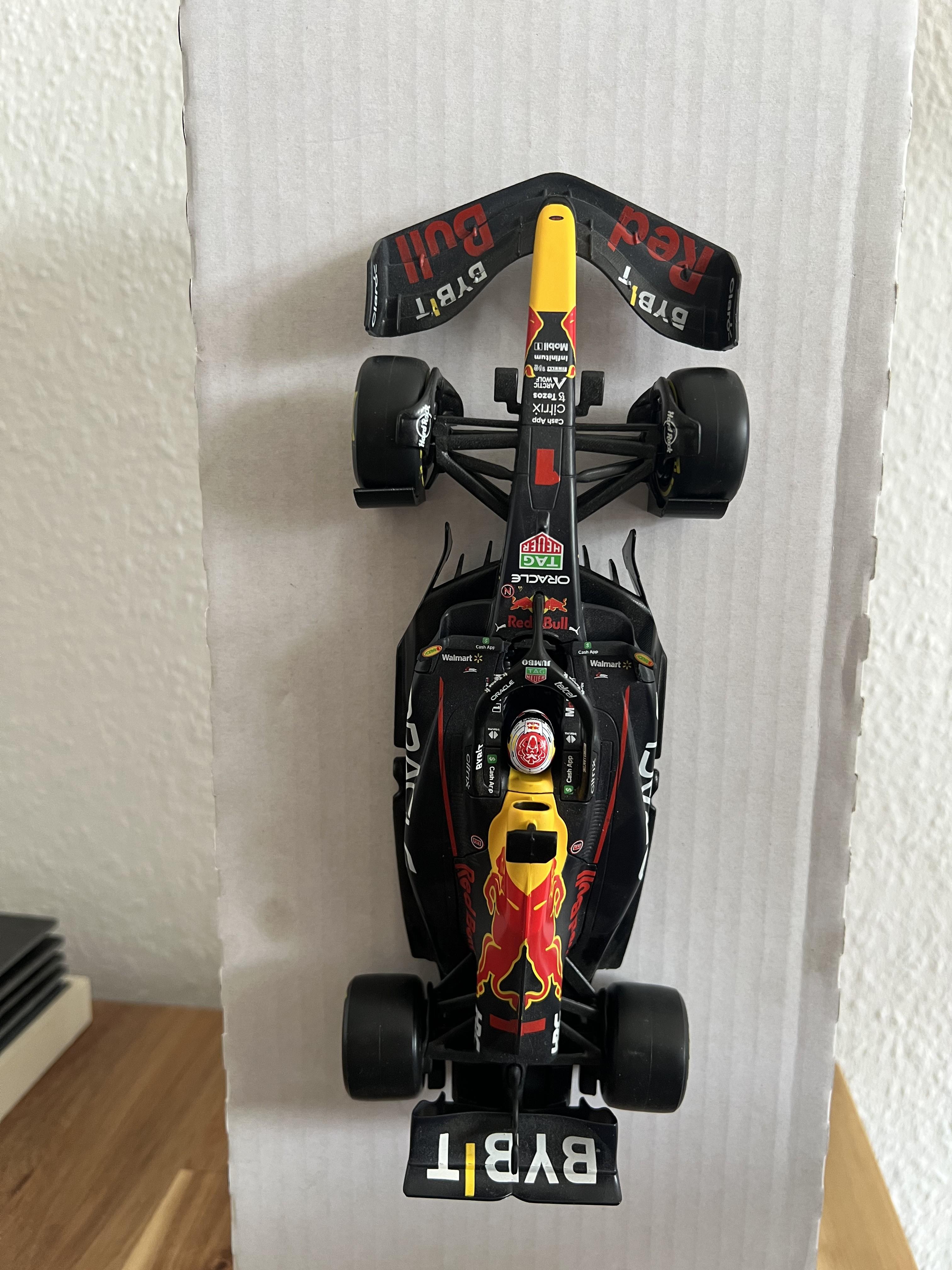 Burago Jumbo F1 wall-mount (1/24) 3d model