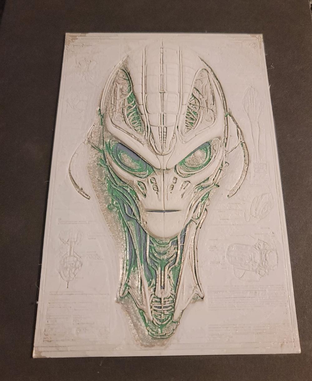 Alien Head Blueprint - HueForge Print 3d model