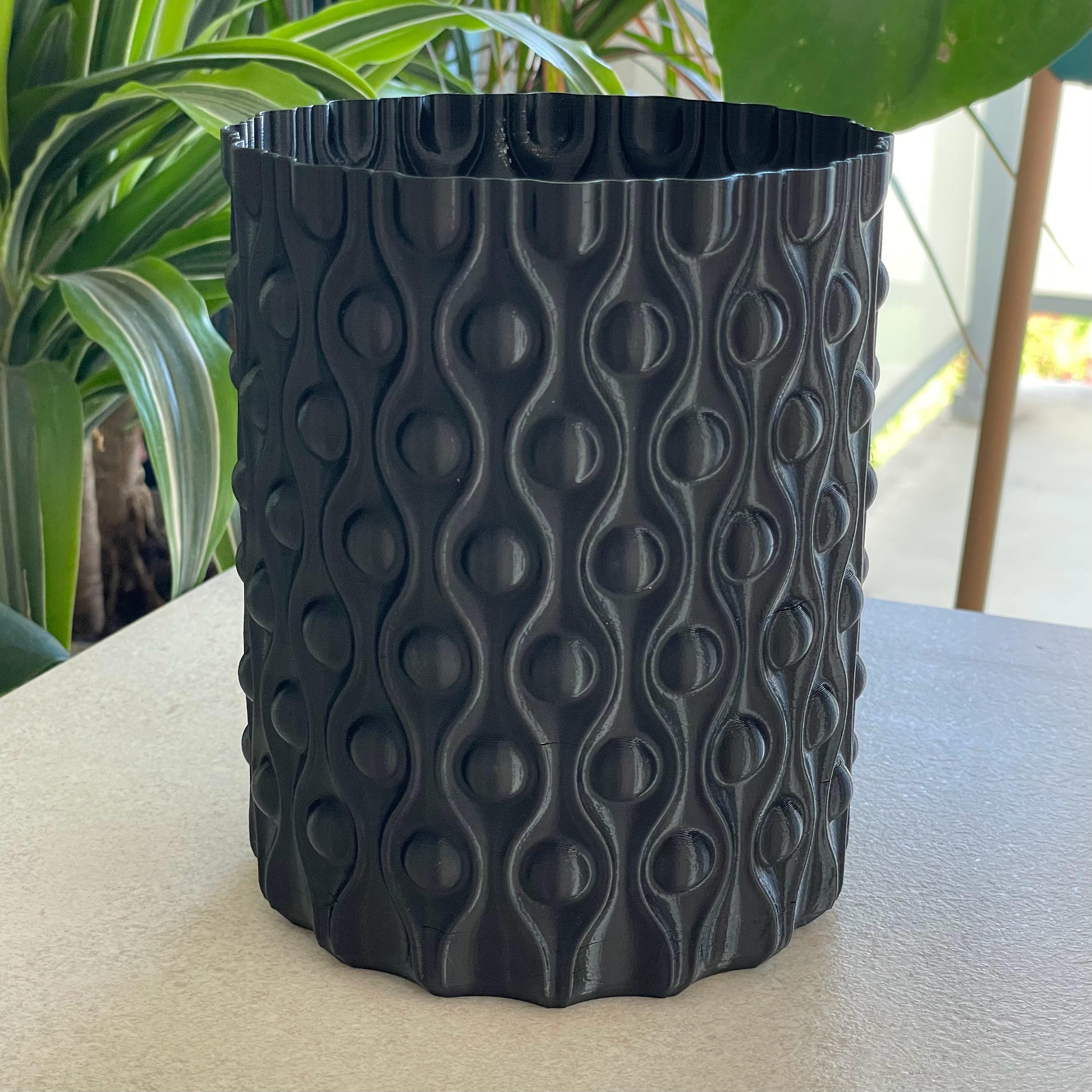 WAVE PATTERN VASE 4 3d model