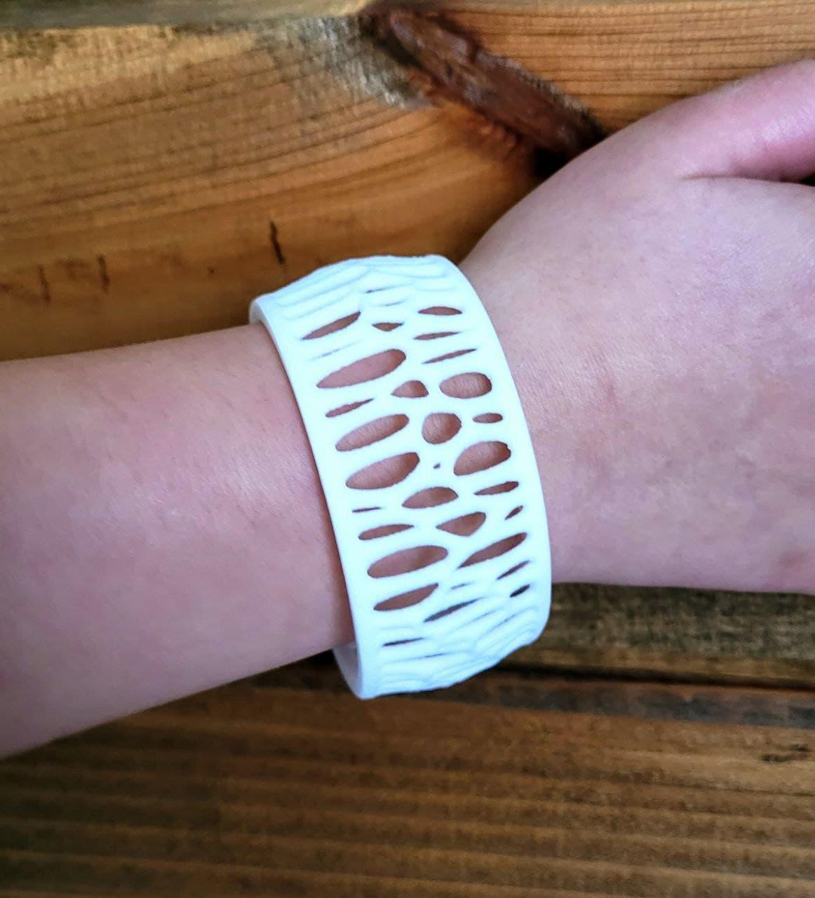 Voronoi Bracelet Mod 1 3d model