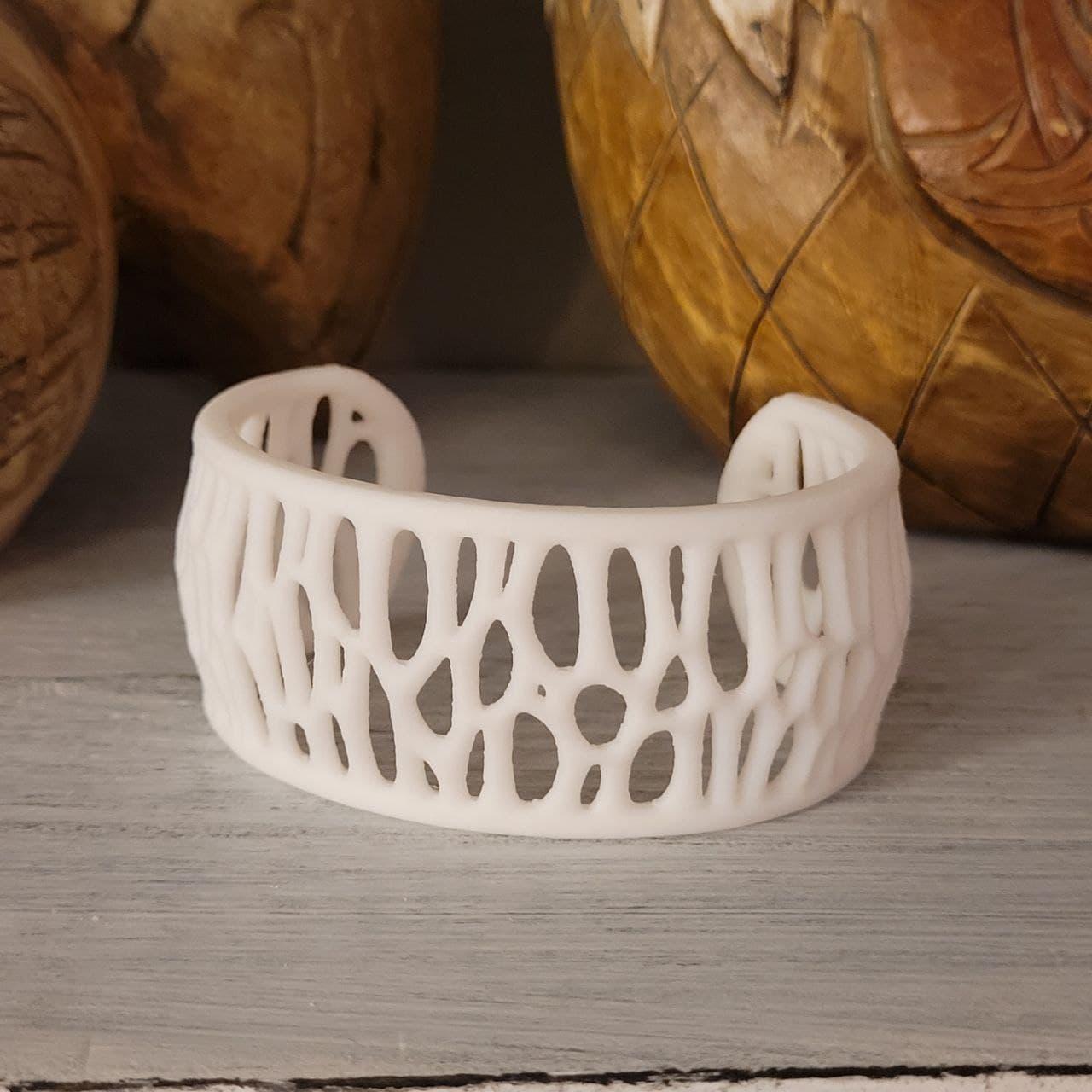 Voronoi Bracelet Mod 1 3d model