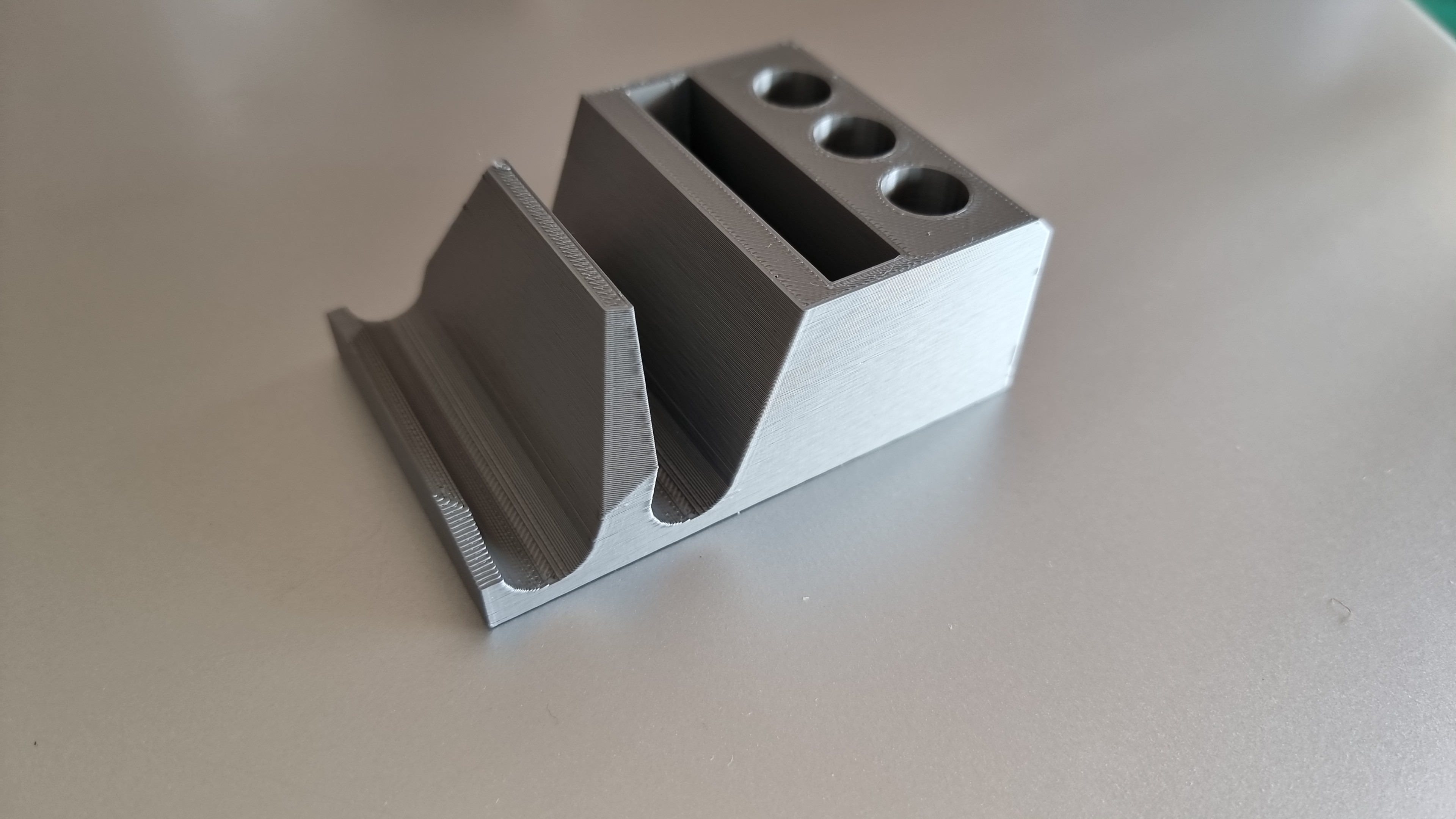 Dual phone holder.stl 3d model