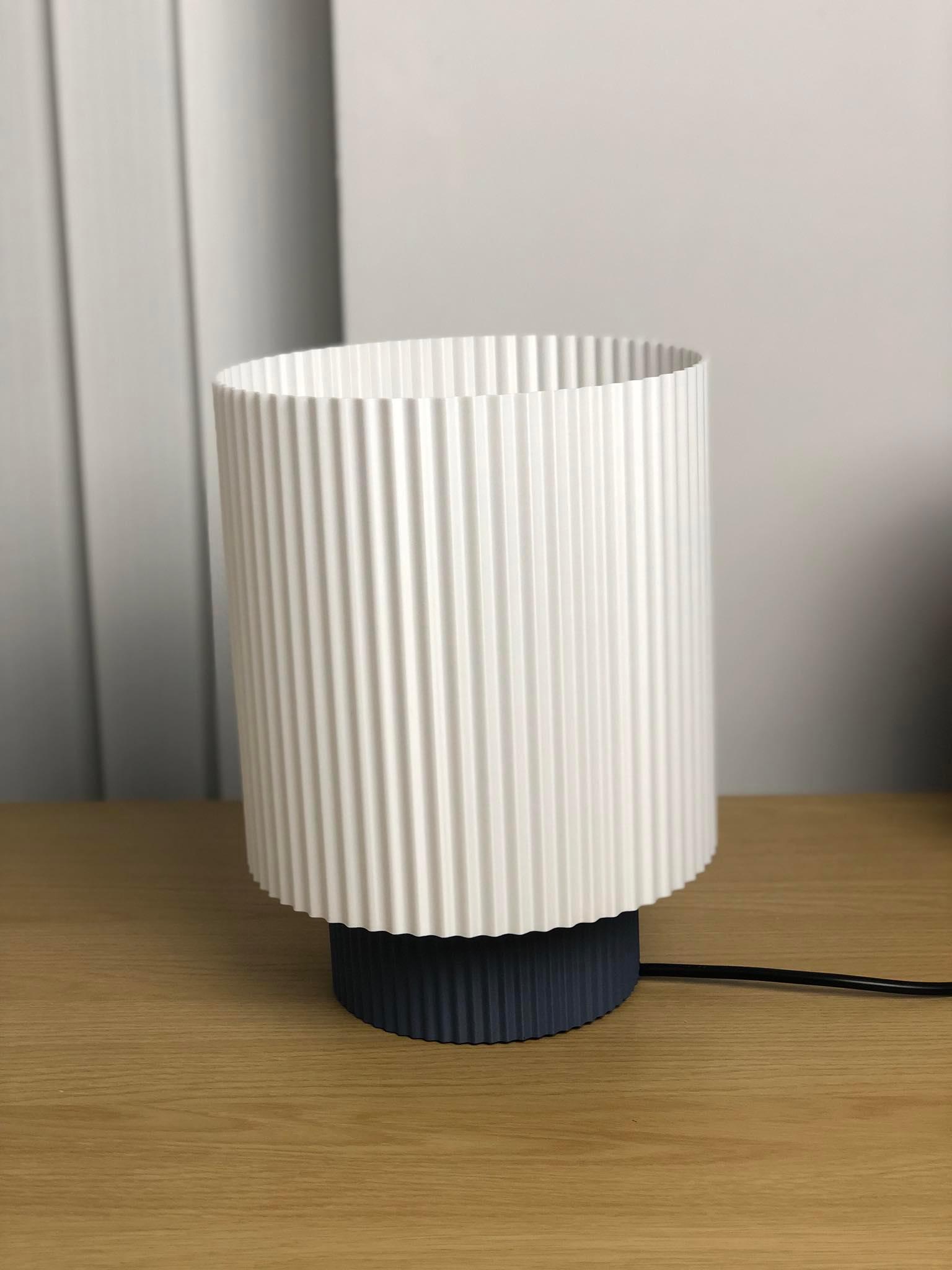 Modern Bedside/Table Lamp - Phōs 3d model