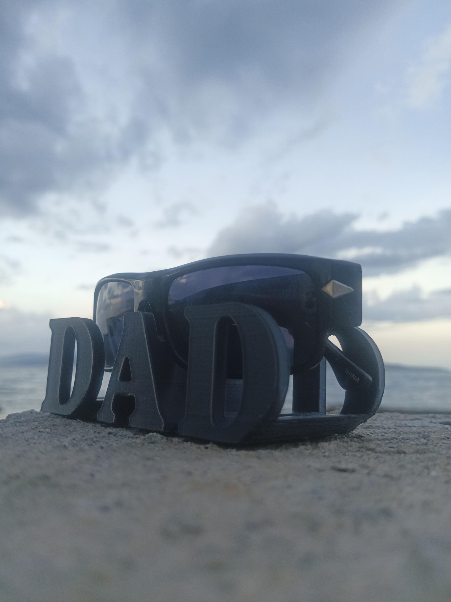 Dad Father's Day Eyeglasses Holder 3d model