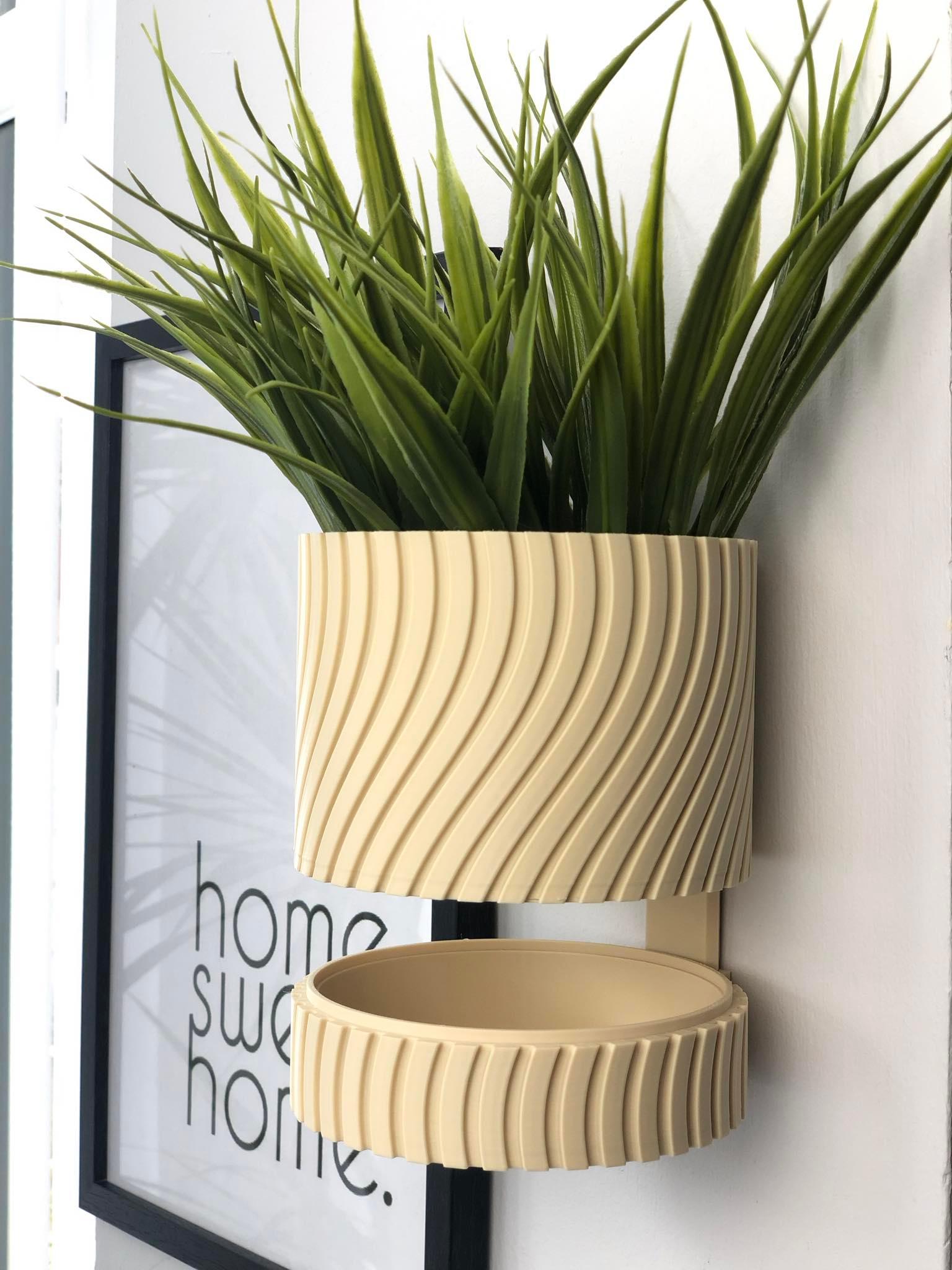 Wall Mount Plant Pot - Wavey 3d model