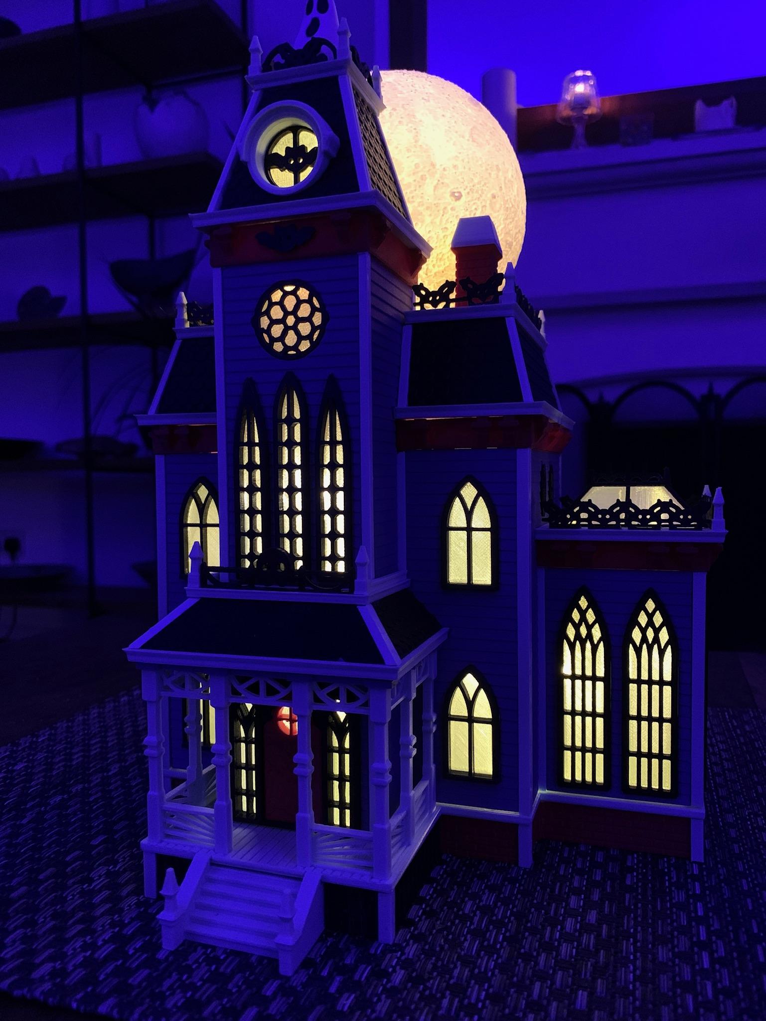 Haunted House w/ 3D Moon 3d model