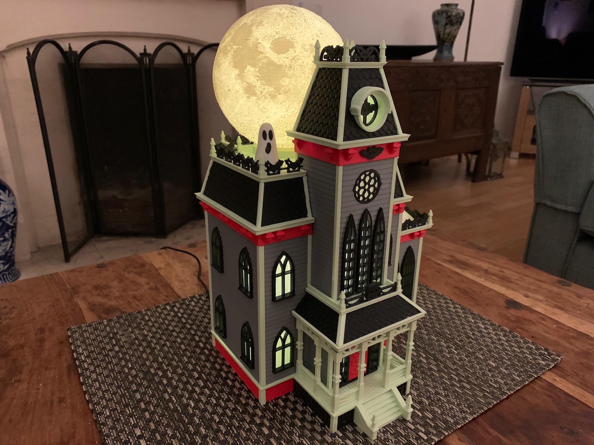 Haunted House w/ 3D Moon 3d model