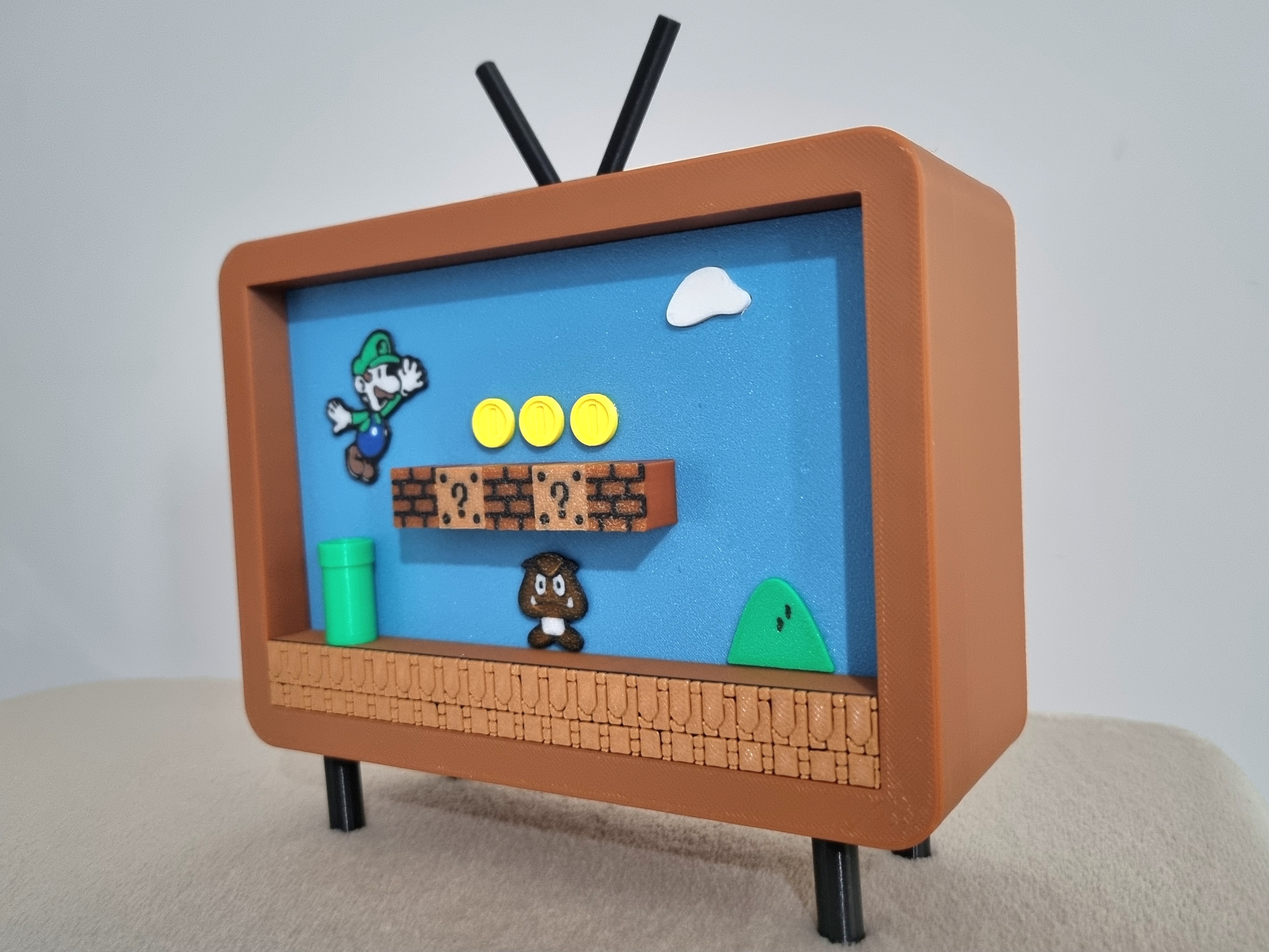 Luigi Retro TV 3d model