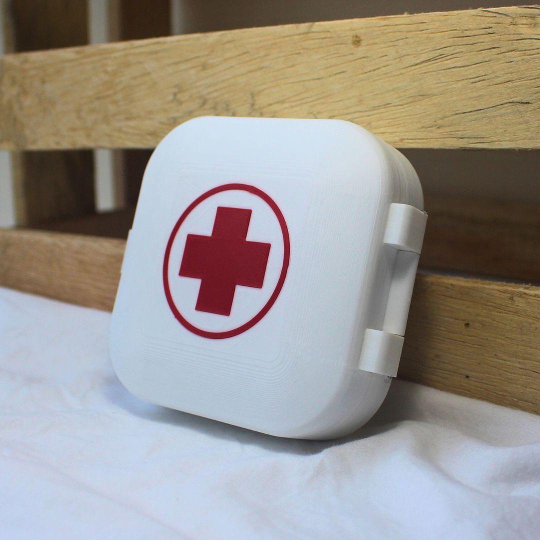 Mini Object | Mini First Aid Kit 3d model